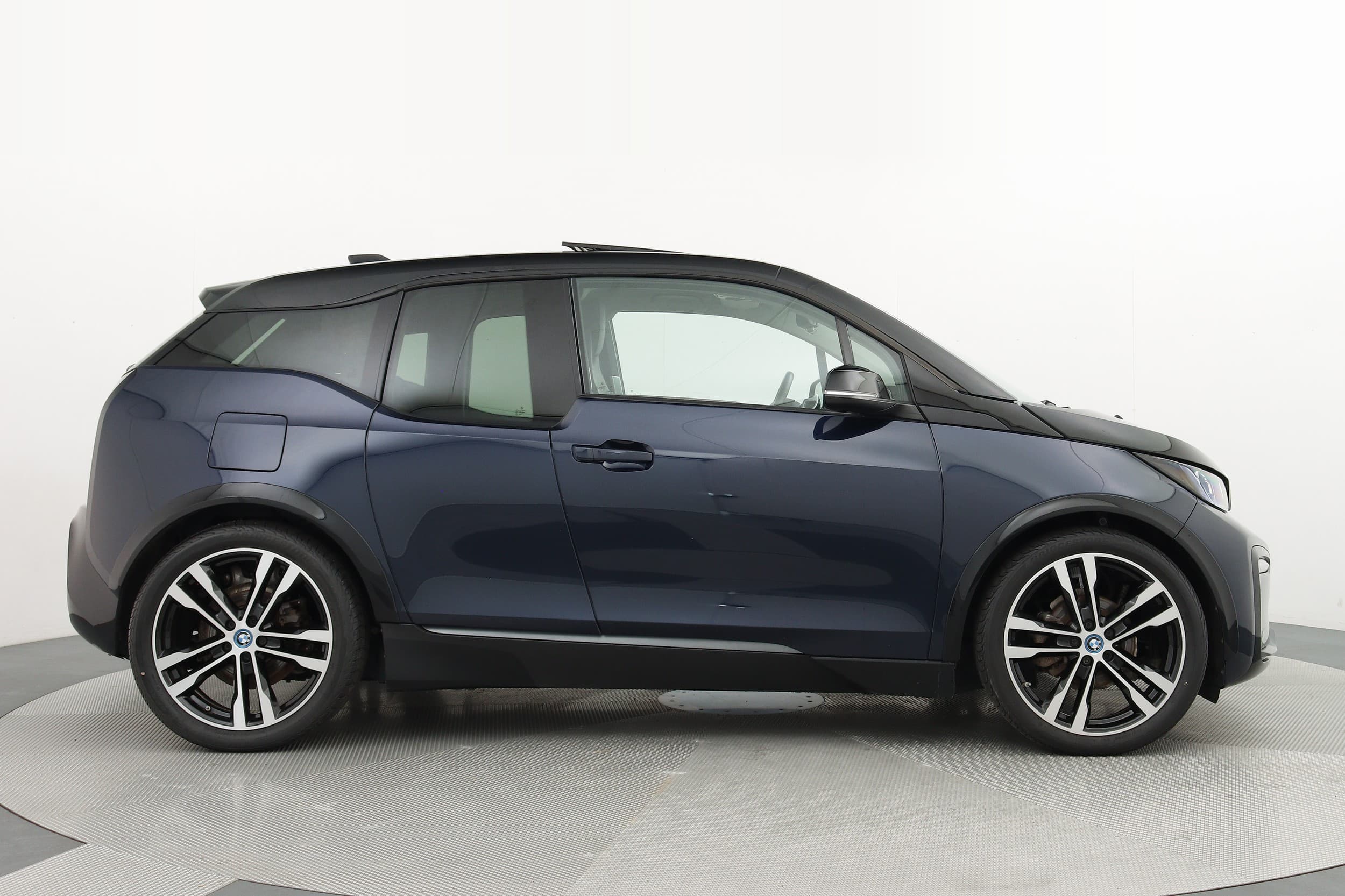 BMW i3s