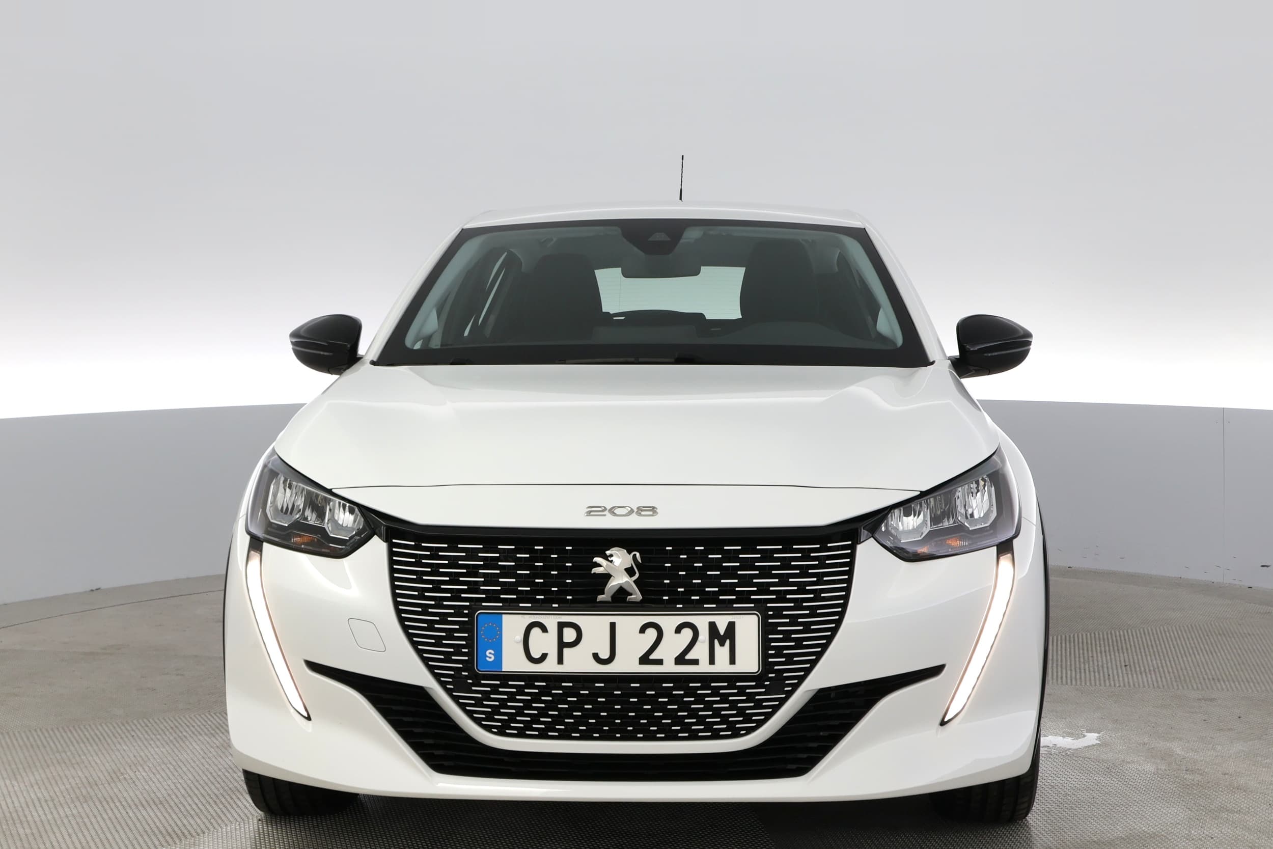 Peugeot e-208