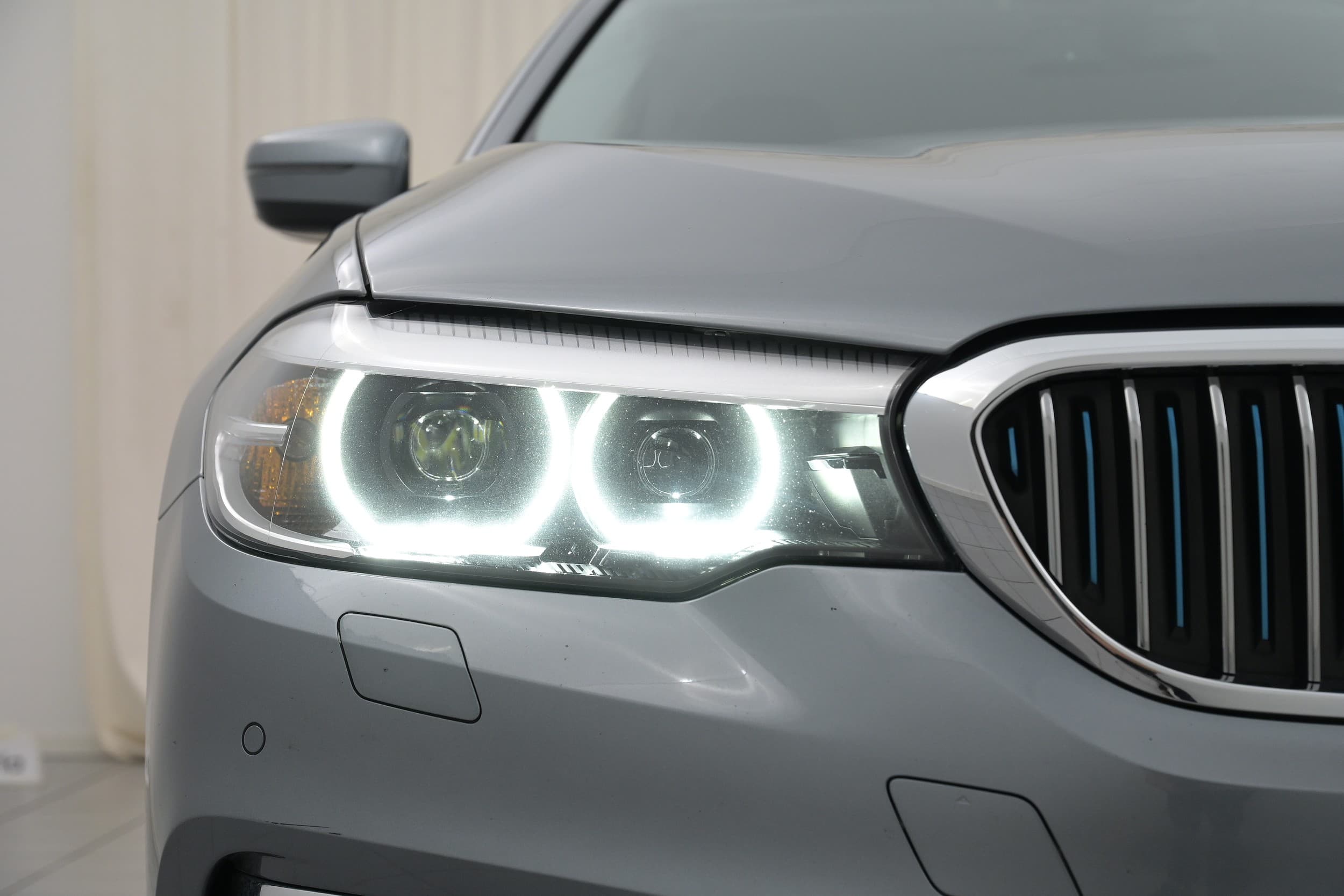 BMW 530e