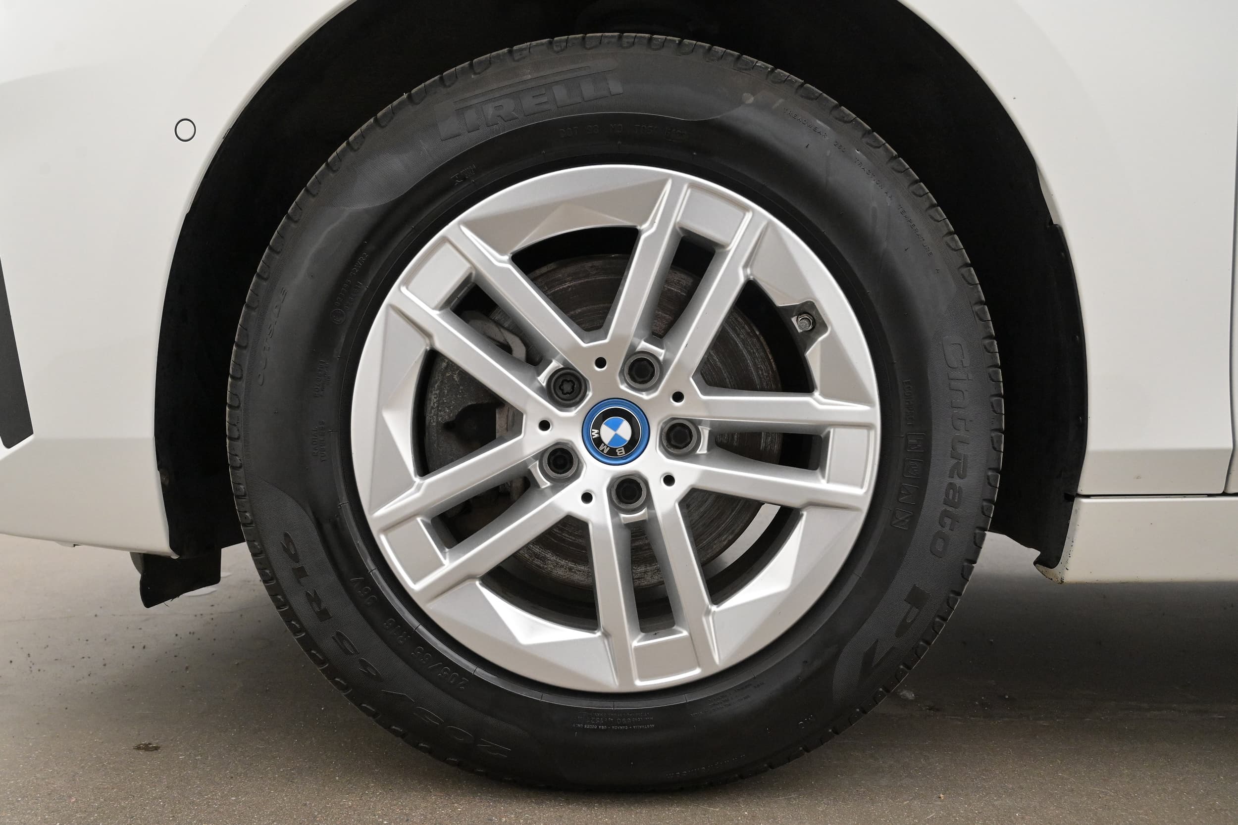 BMW 225e