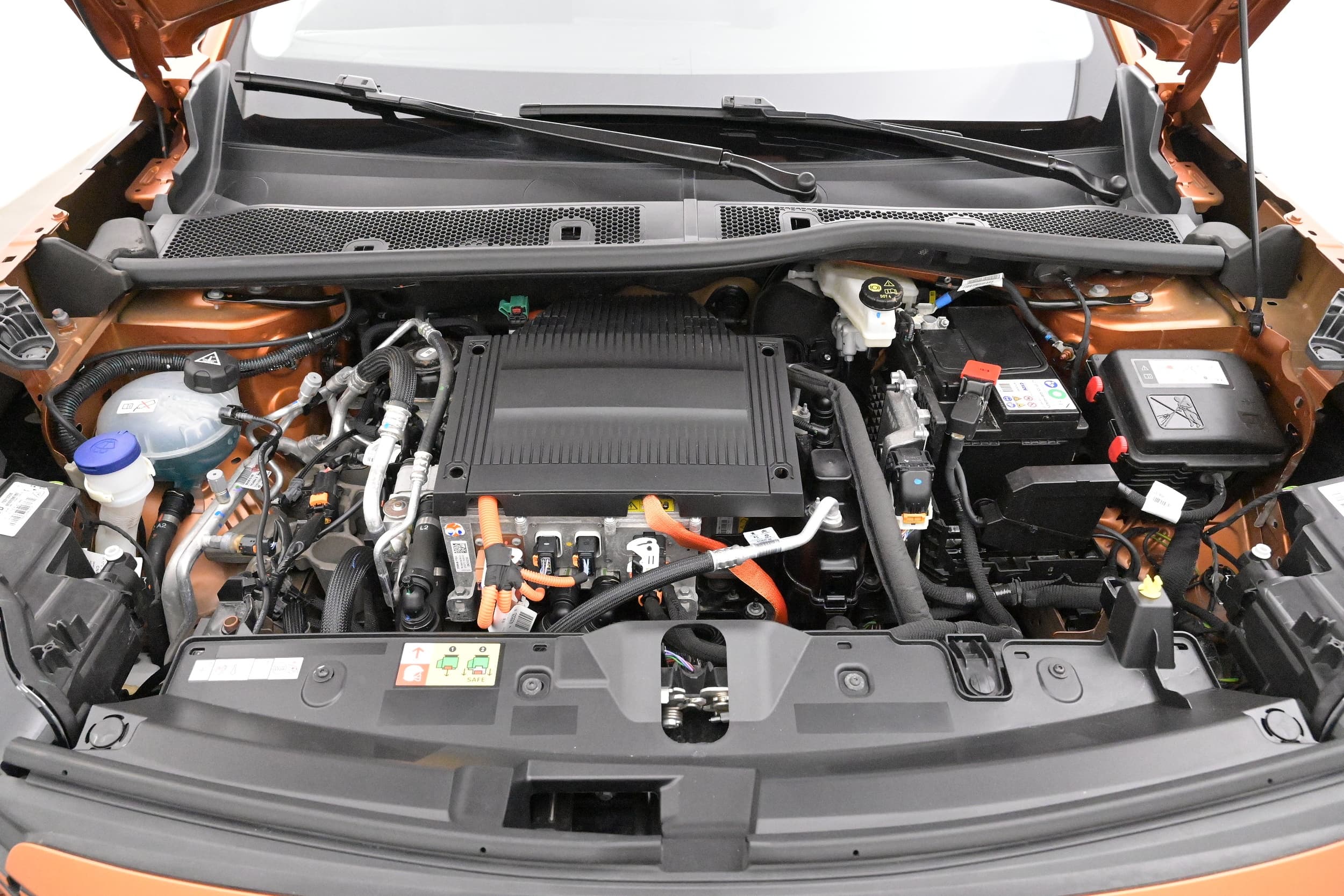 Peugeot e-2008