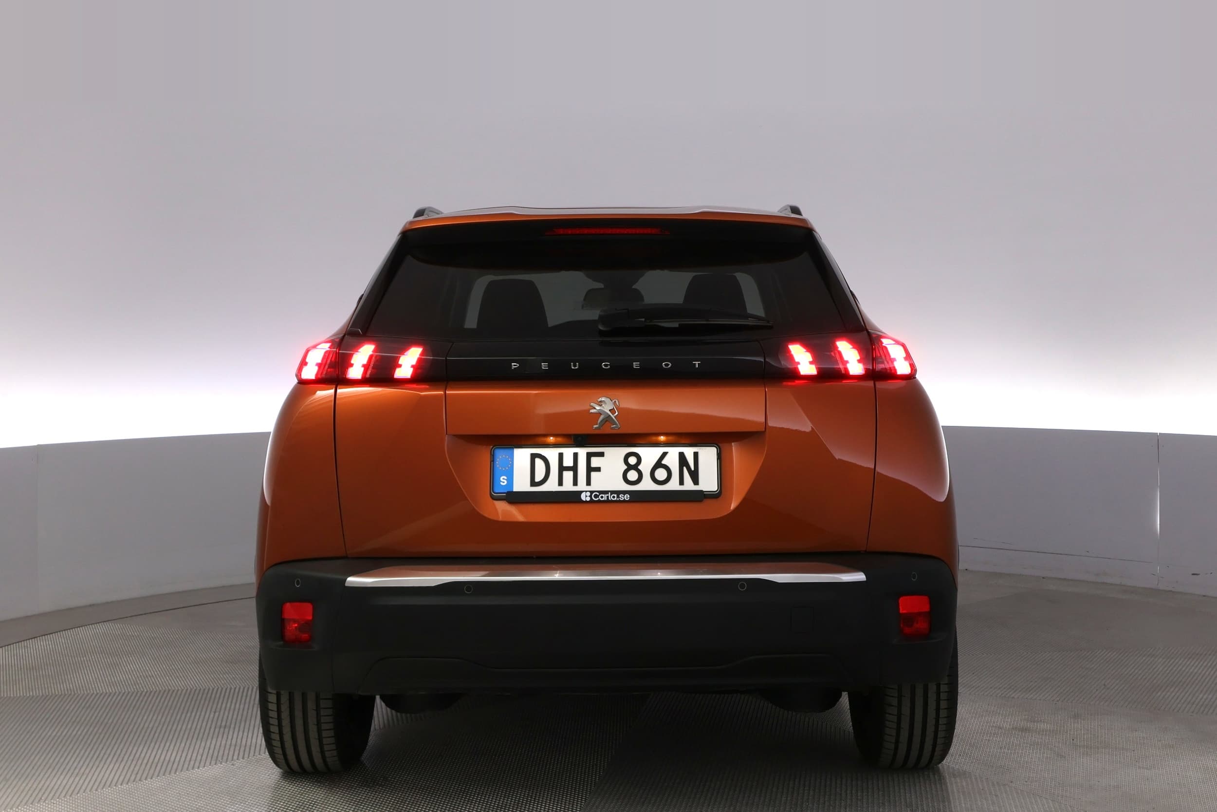 Peugeot e-2008