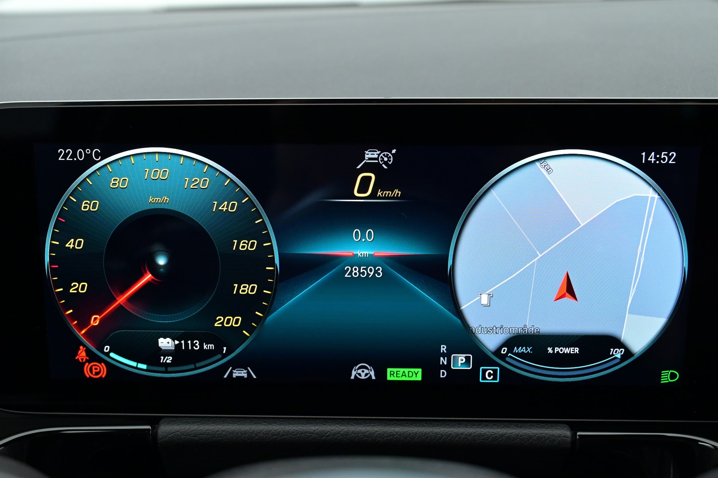 Mercedes-Benz EQA