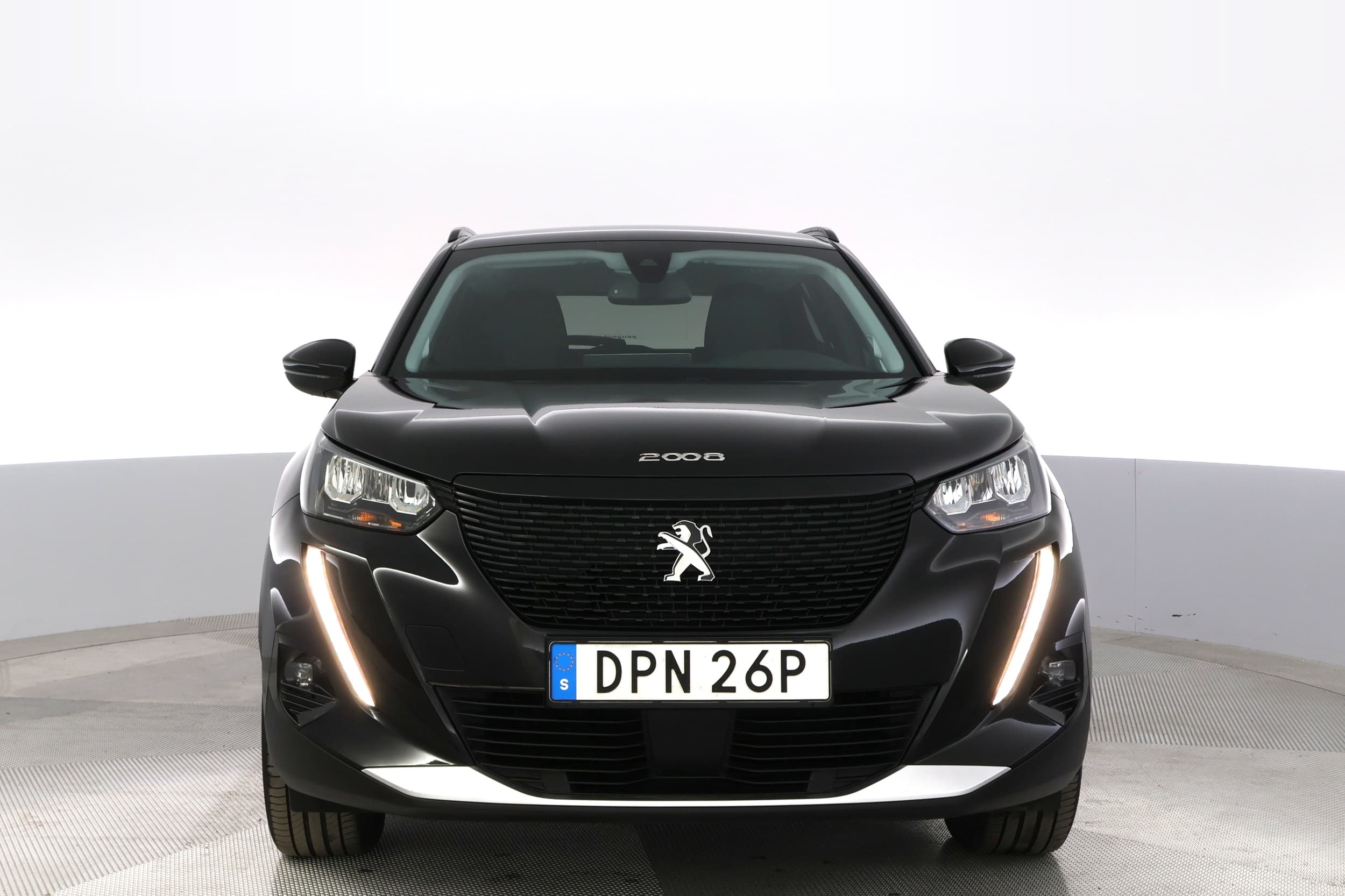 Peugeot e-2008