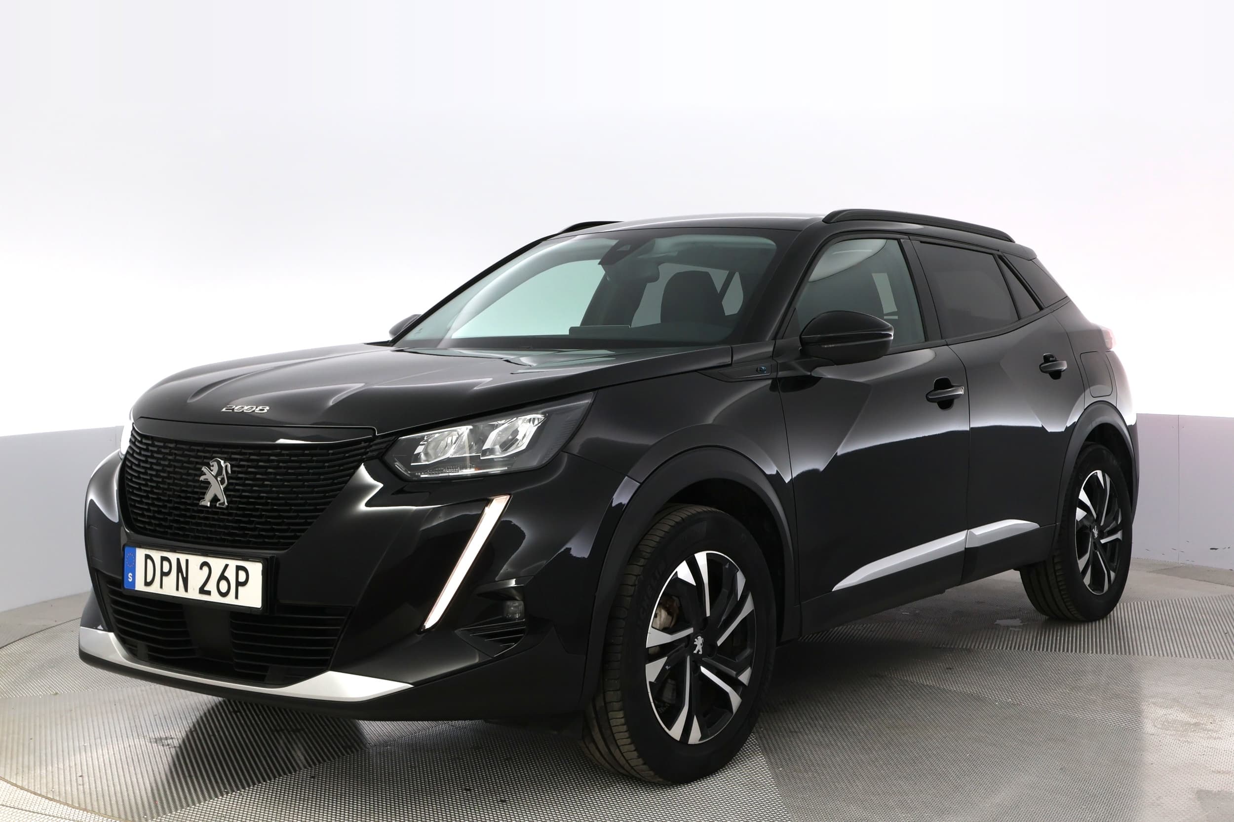 Peugeot e-2008
