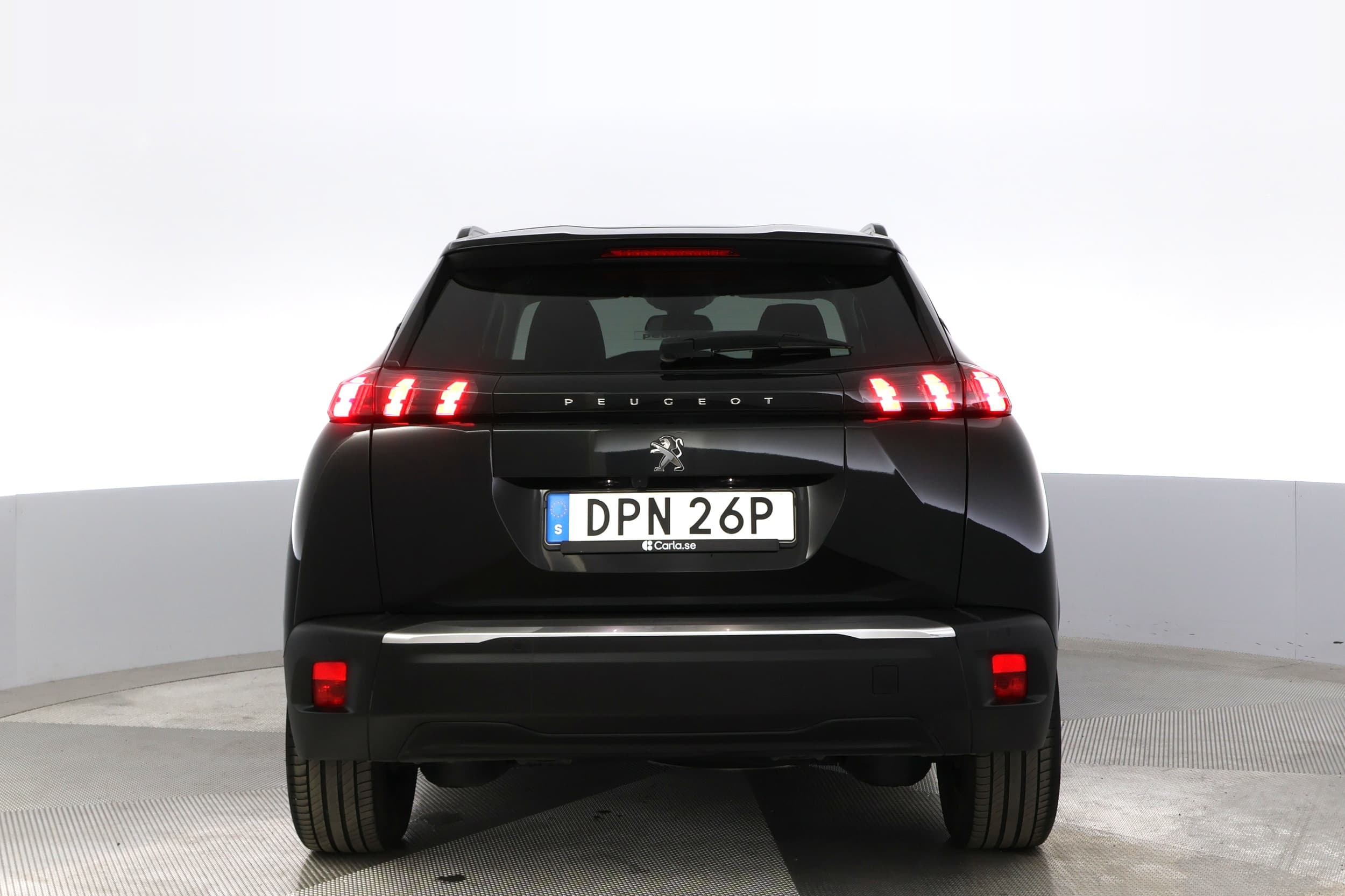 Peugeot e-2008