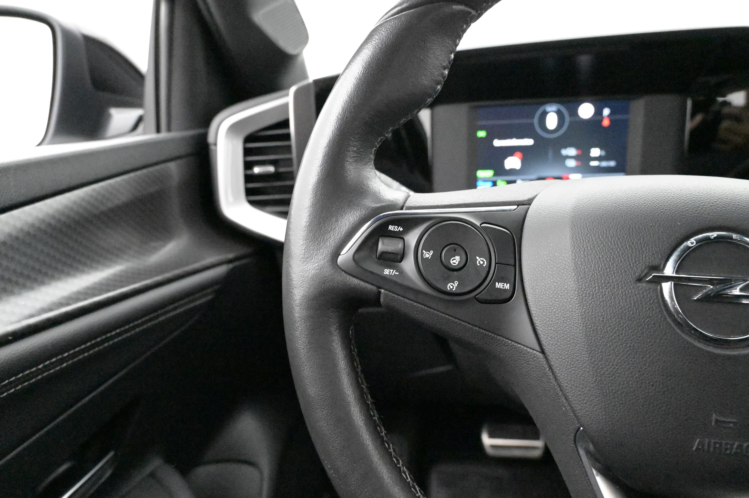 Farthållare och aktiv filhållningsassistans