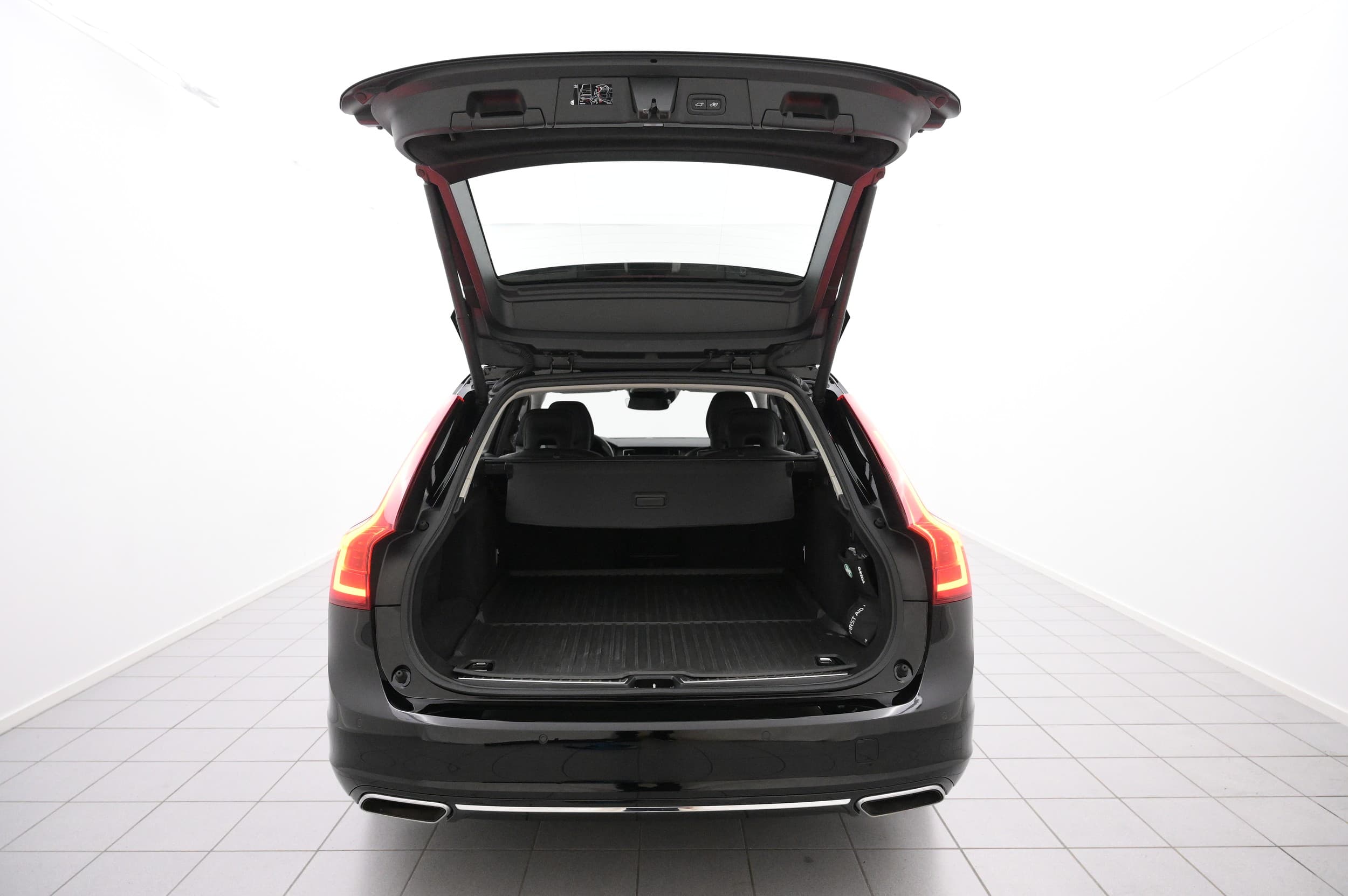 Volvo V90