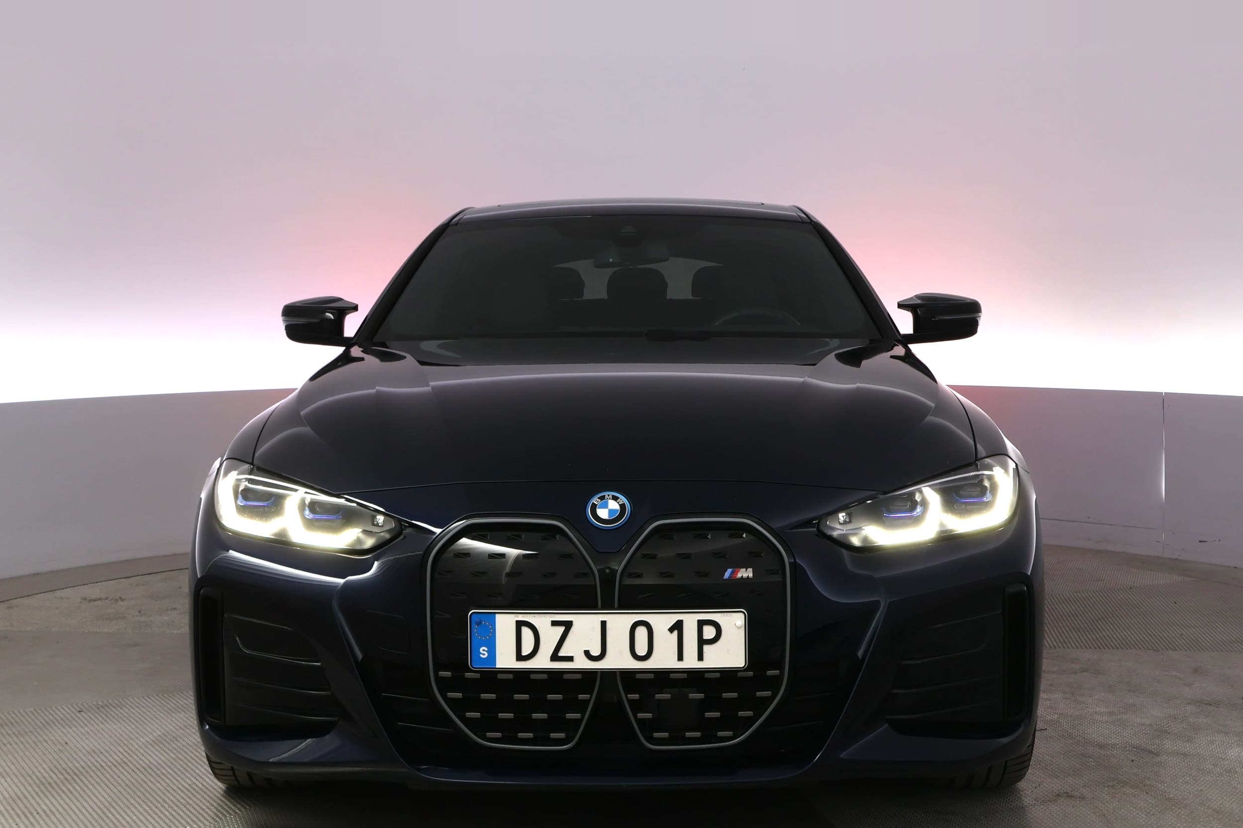 BMW i4
