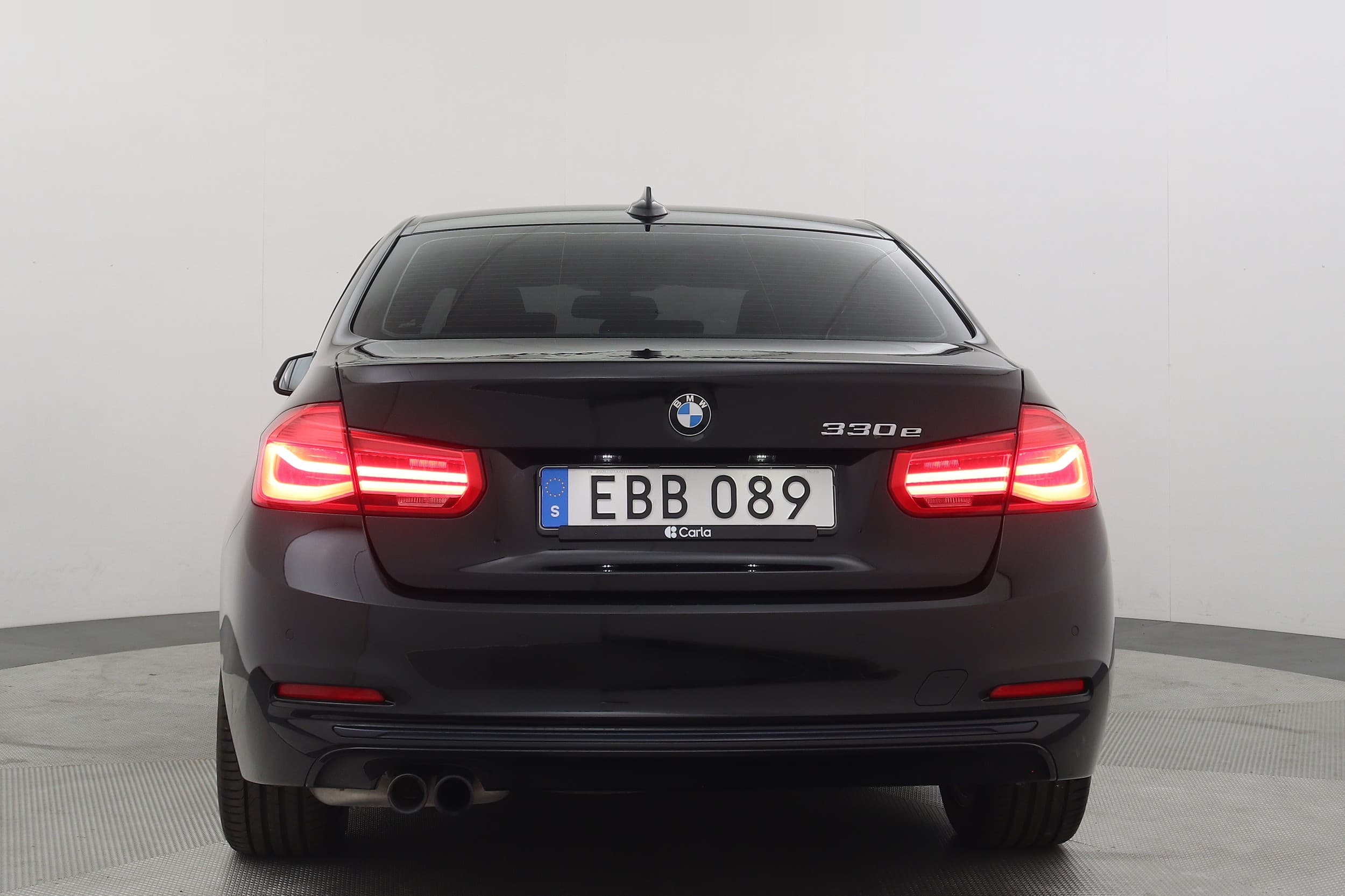 BMW 330e