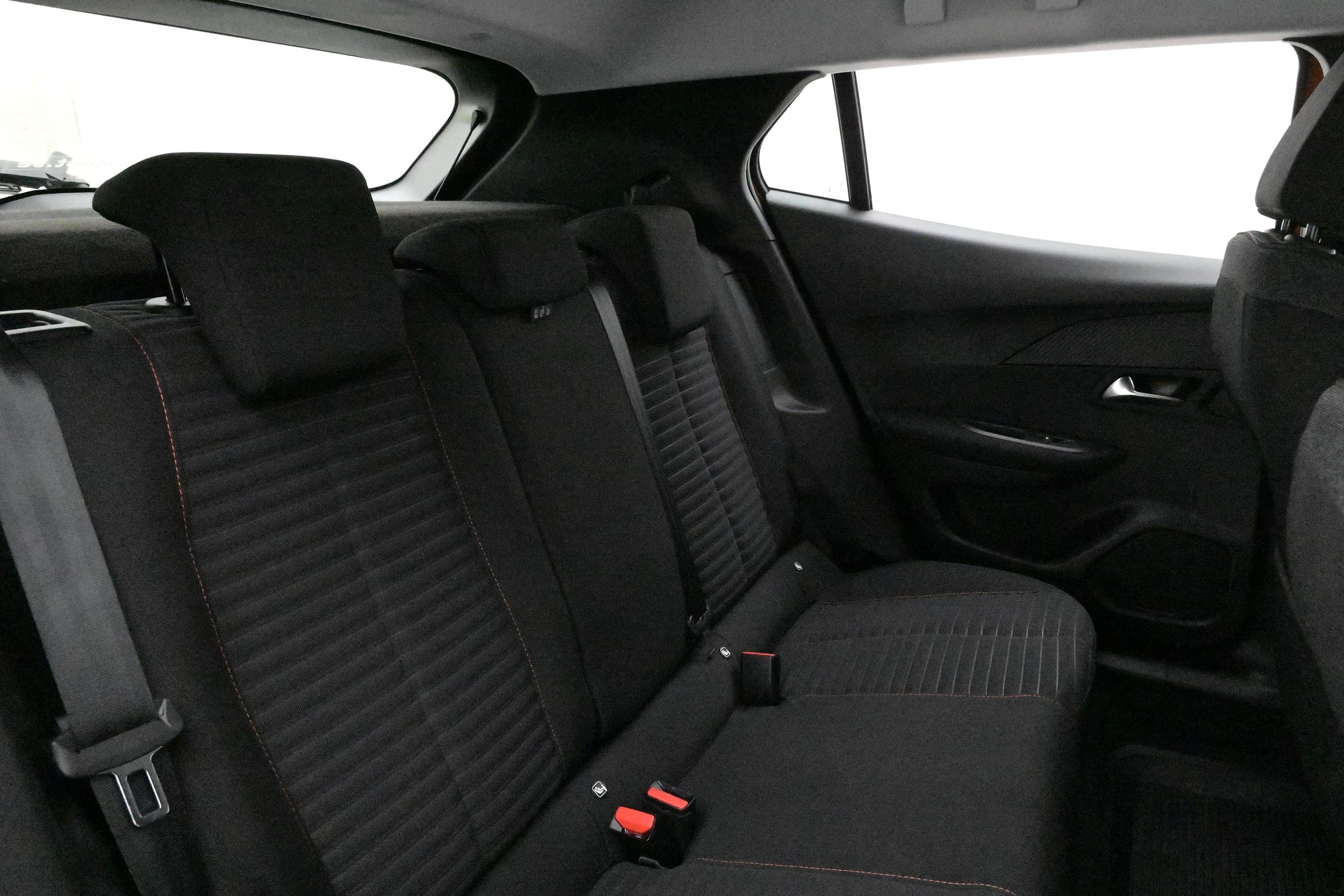 Peugeot e-2008