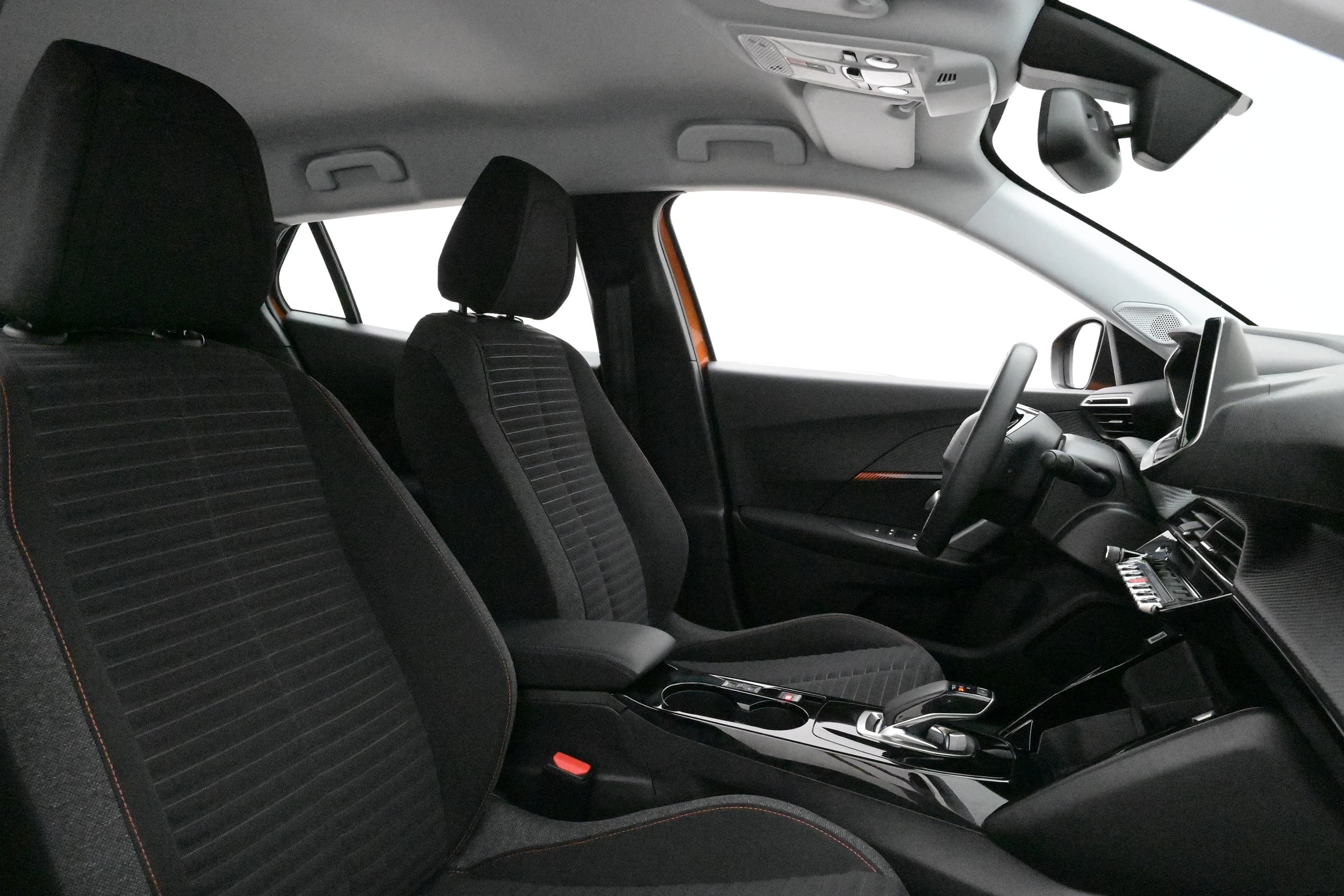 Peugeot e-2008