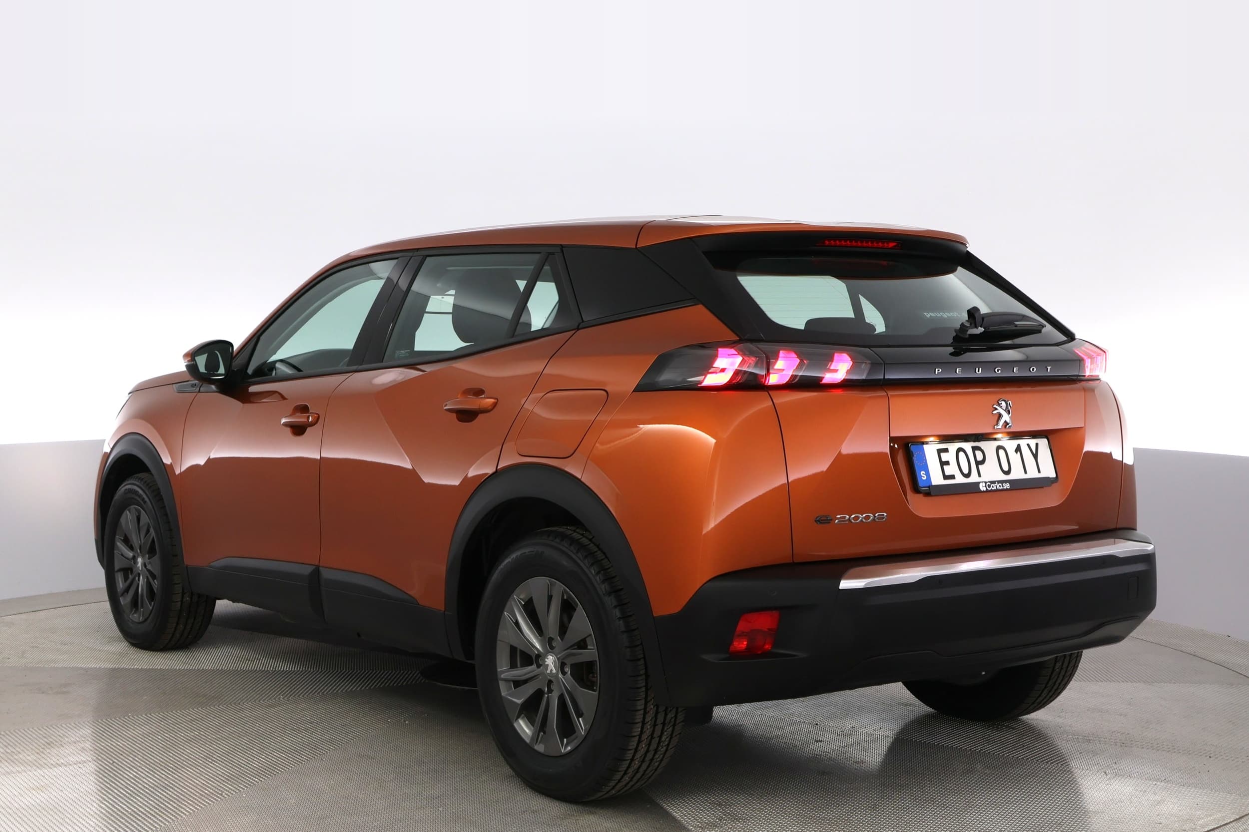 Peugeot e-2008