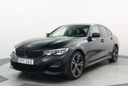 BMW 330e