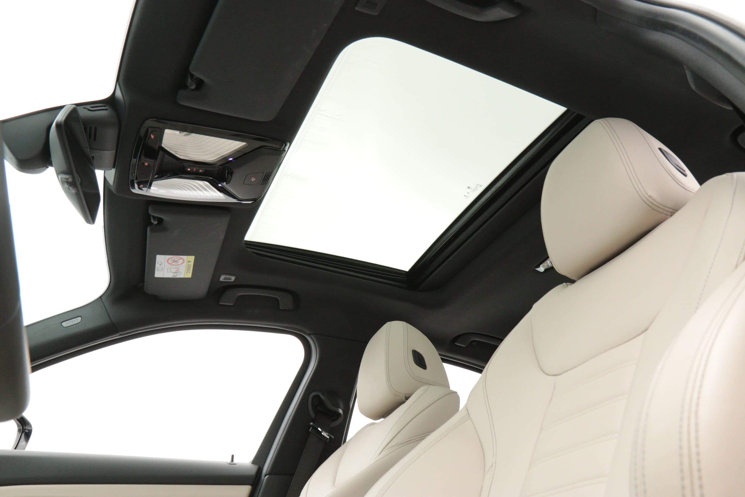 BMW 330e 