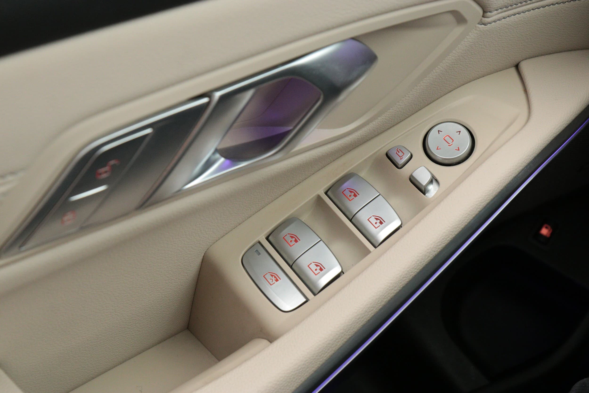BMW 330e 