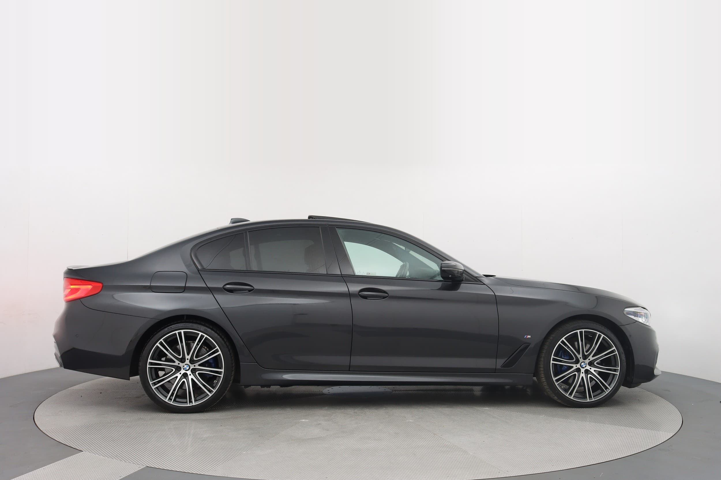 BMW 530e