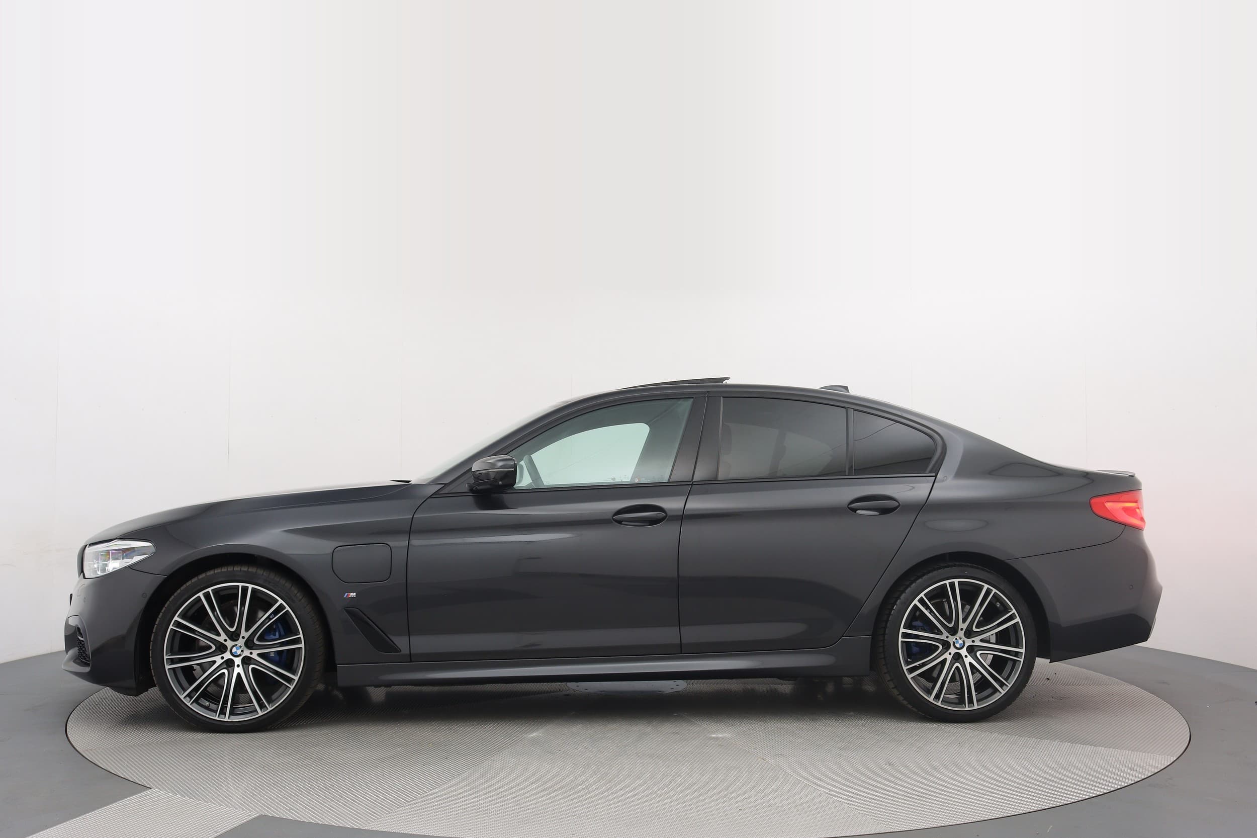 BMW 530e