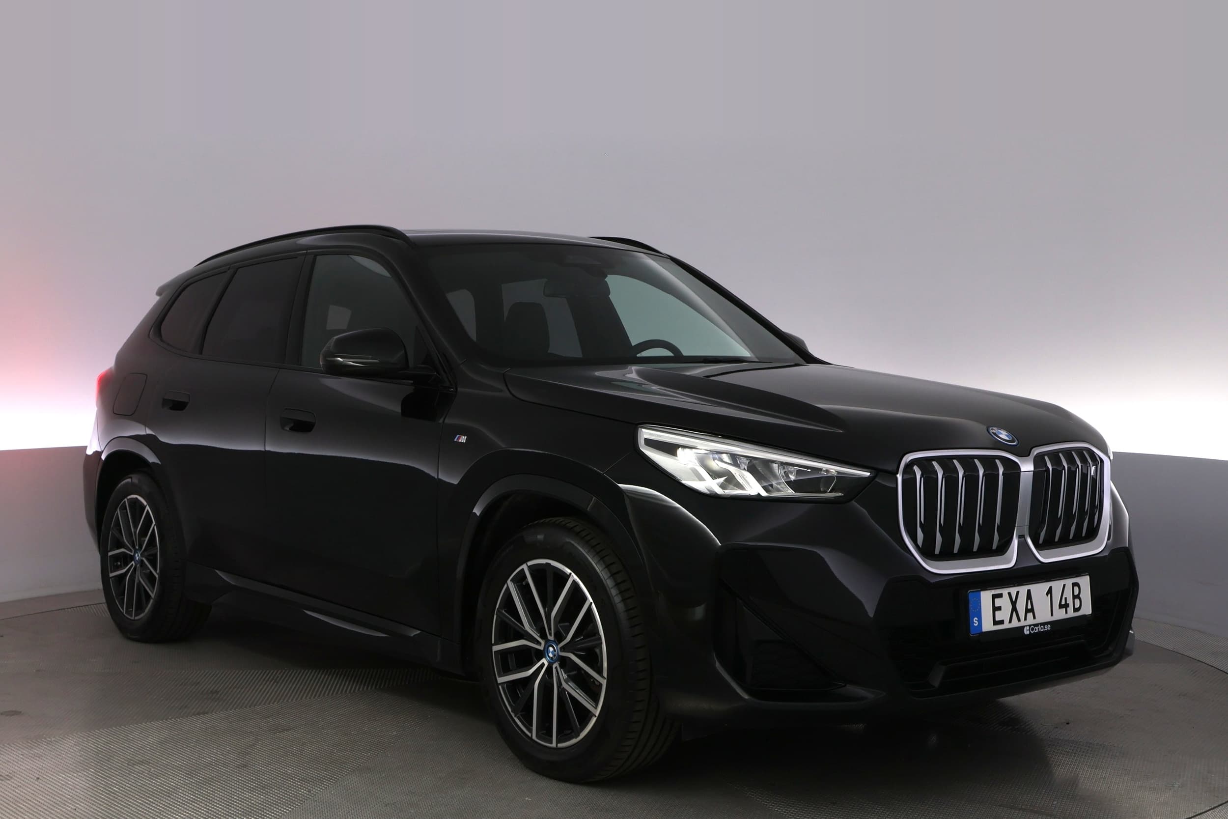 BMW iX1