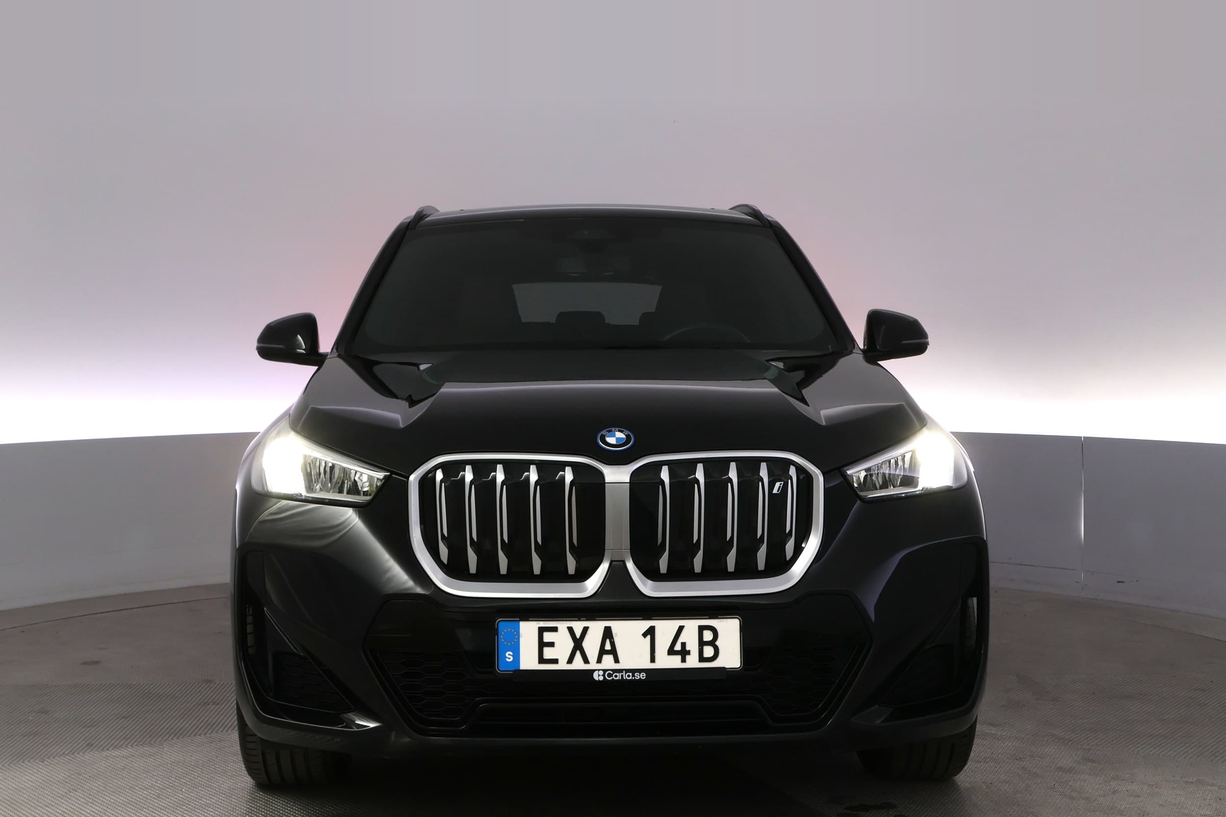 BMW iX1