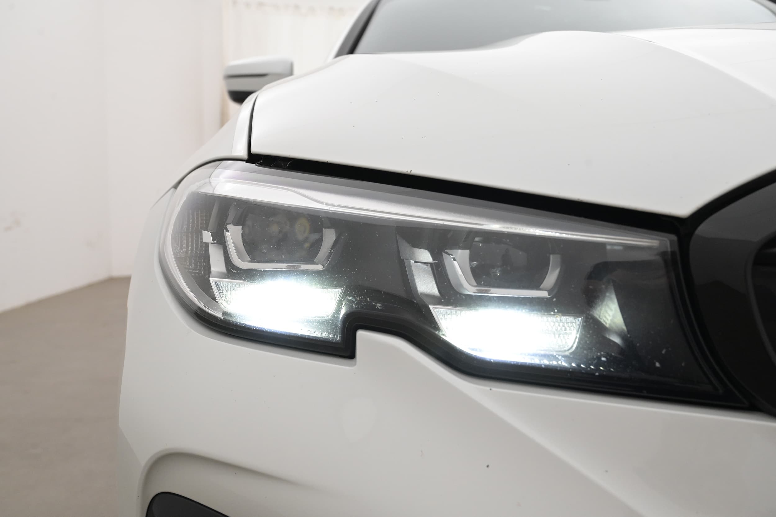 BMW 330e