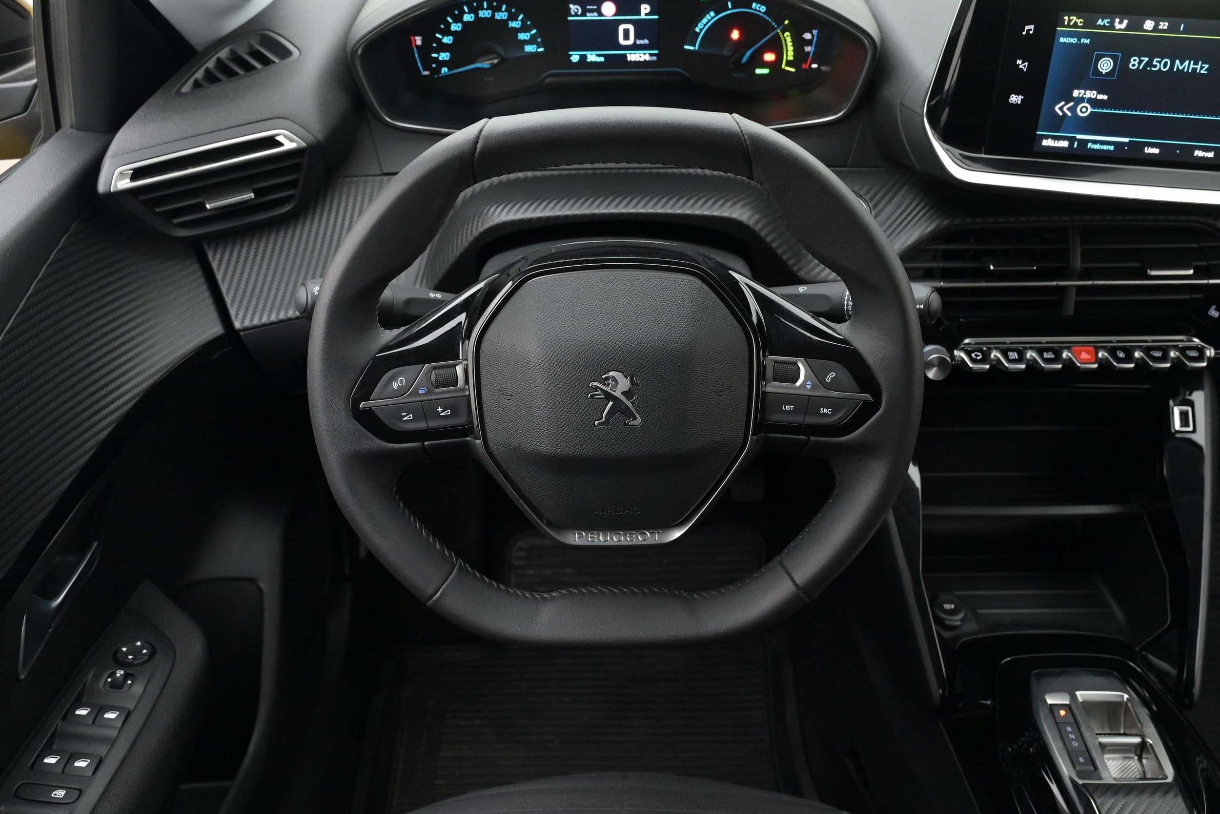 Peugeot e-208