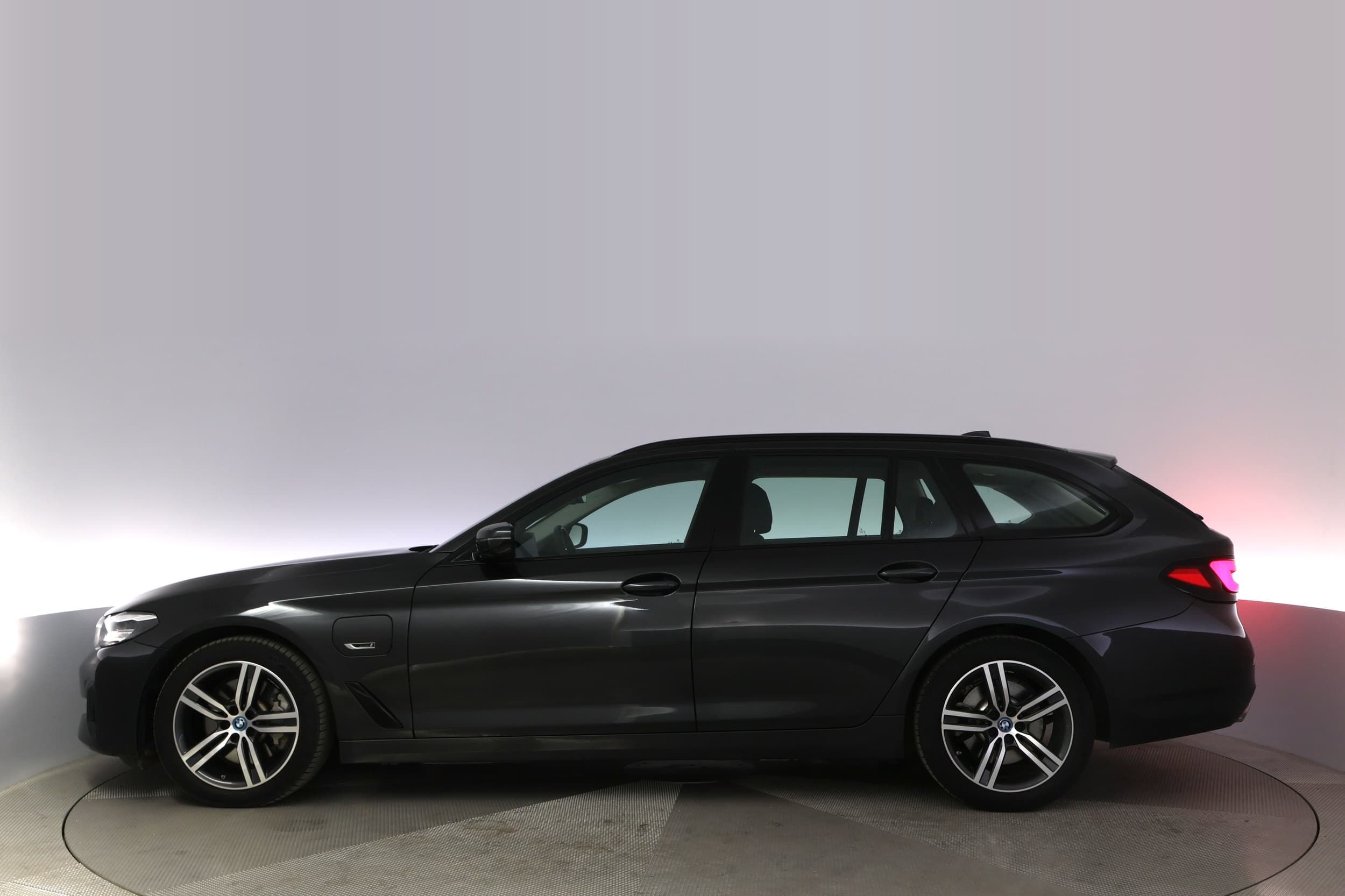 BMW 530e