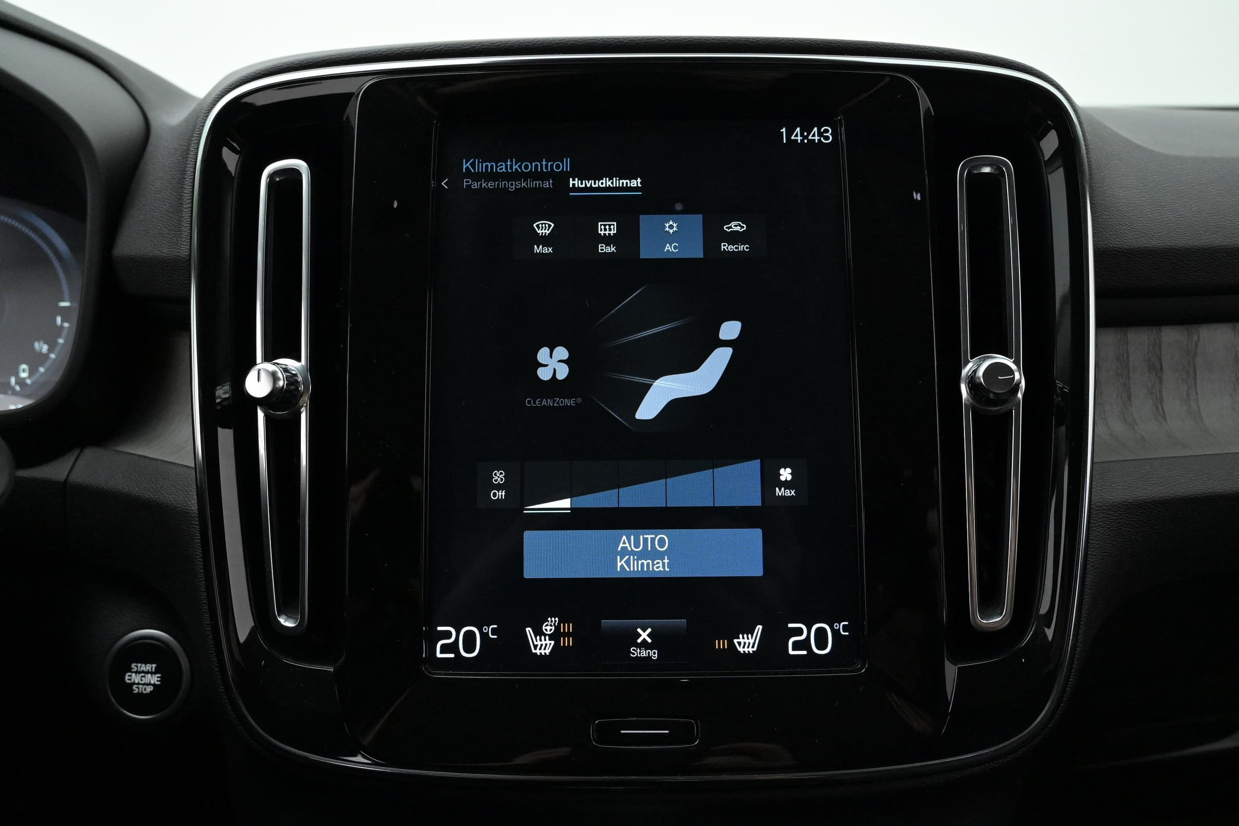 Volvo XC40