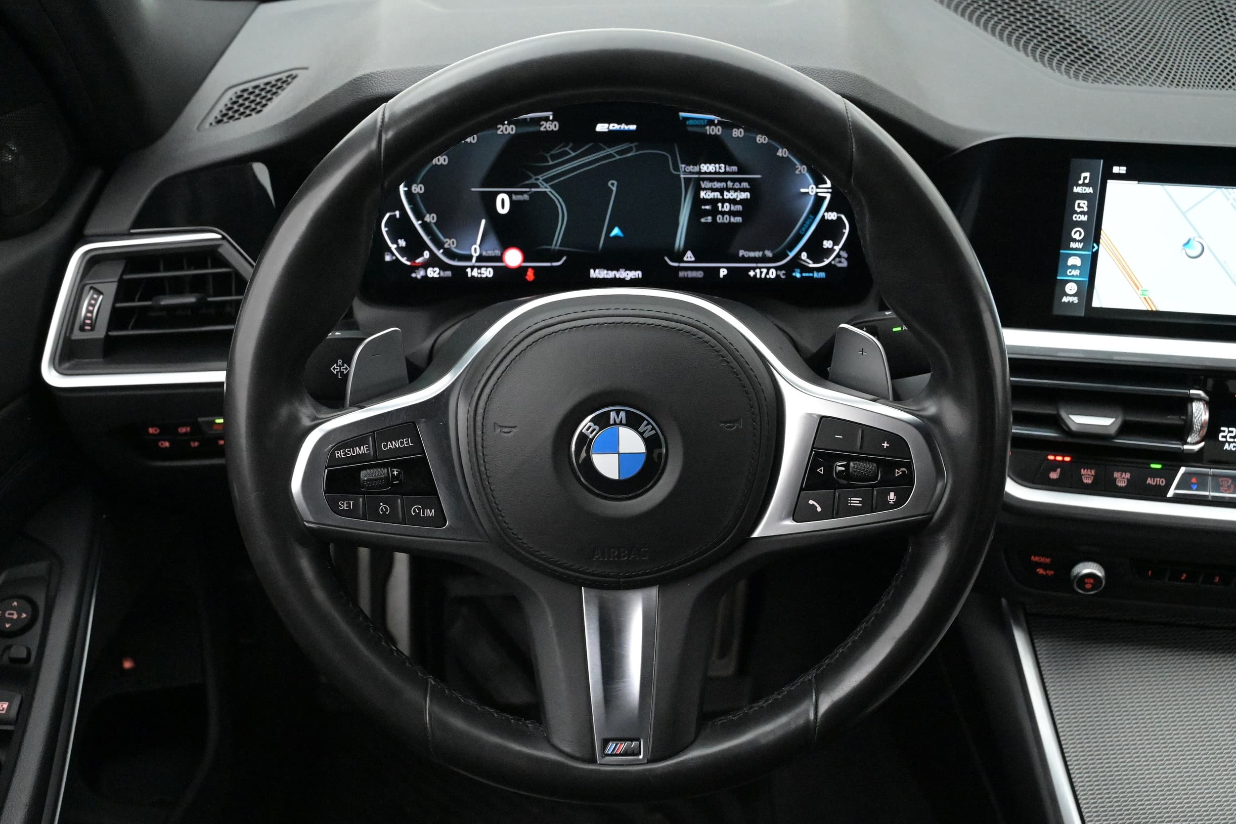 BMW 330e