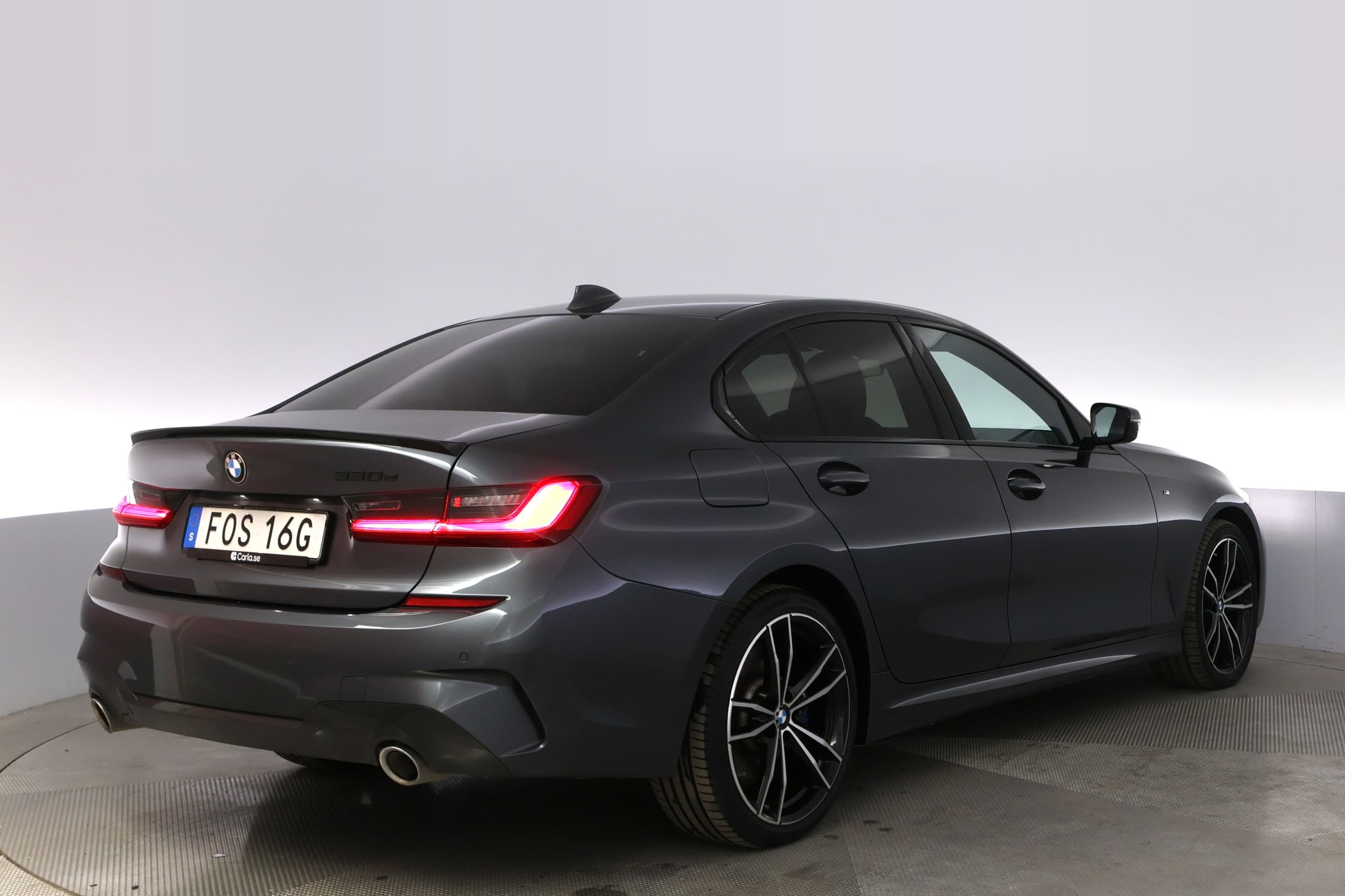 BMW 330e