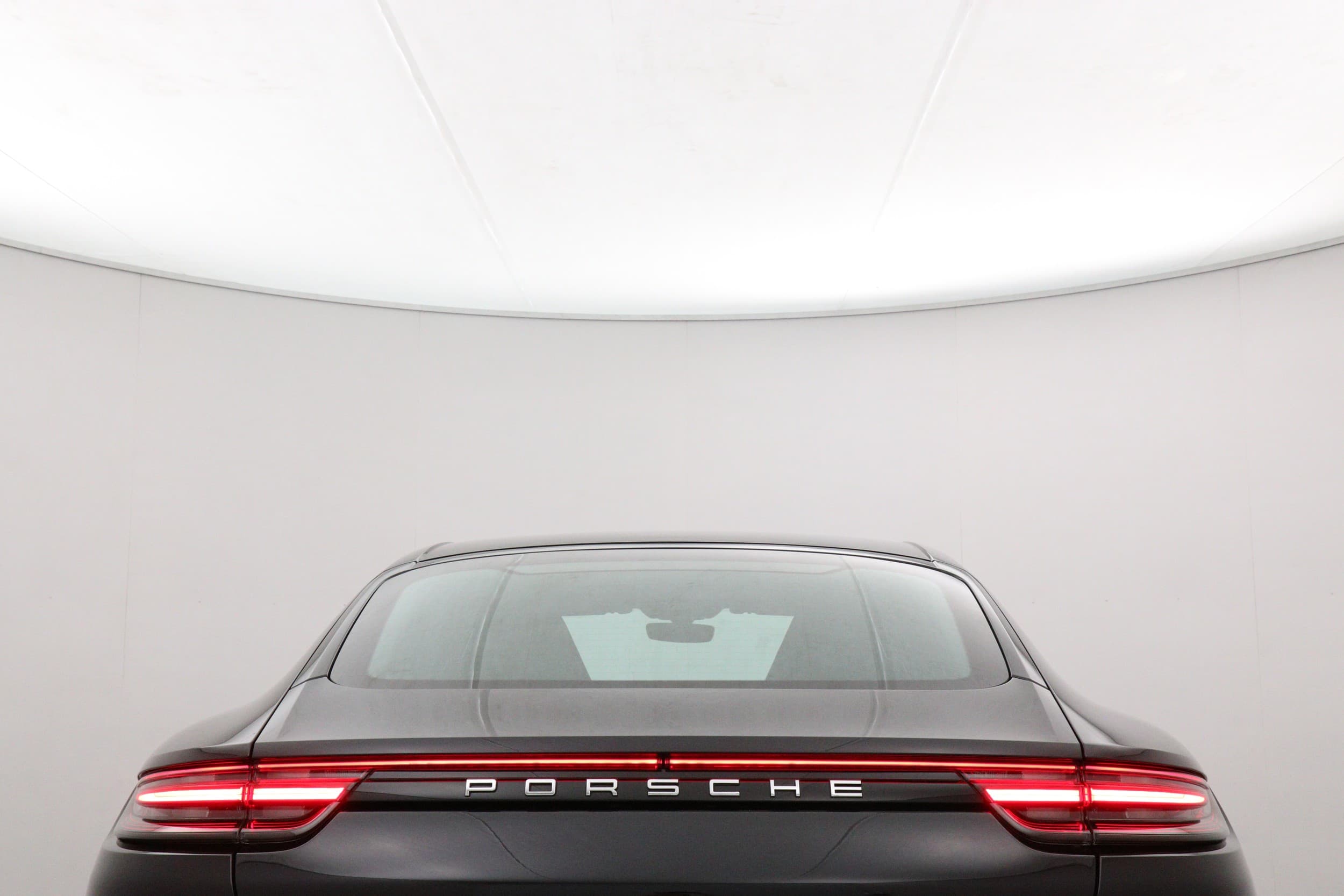 Porsche Panamera 4