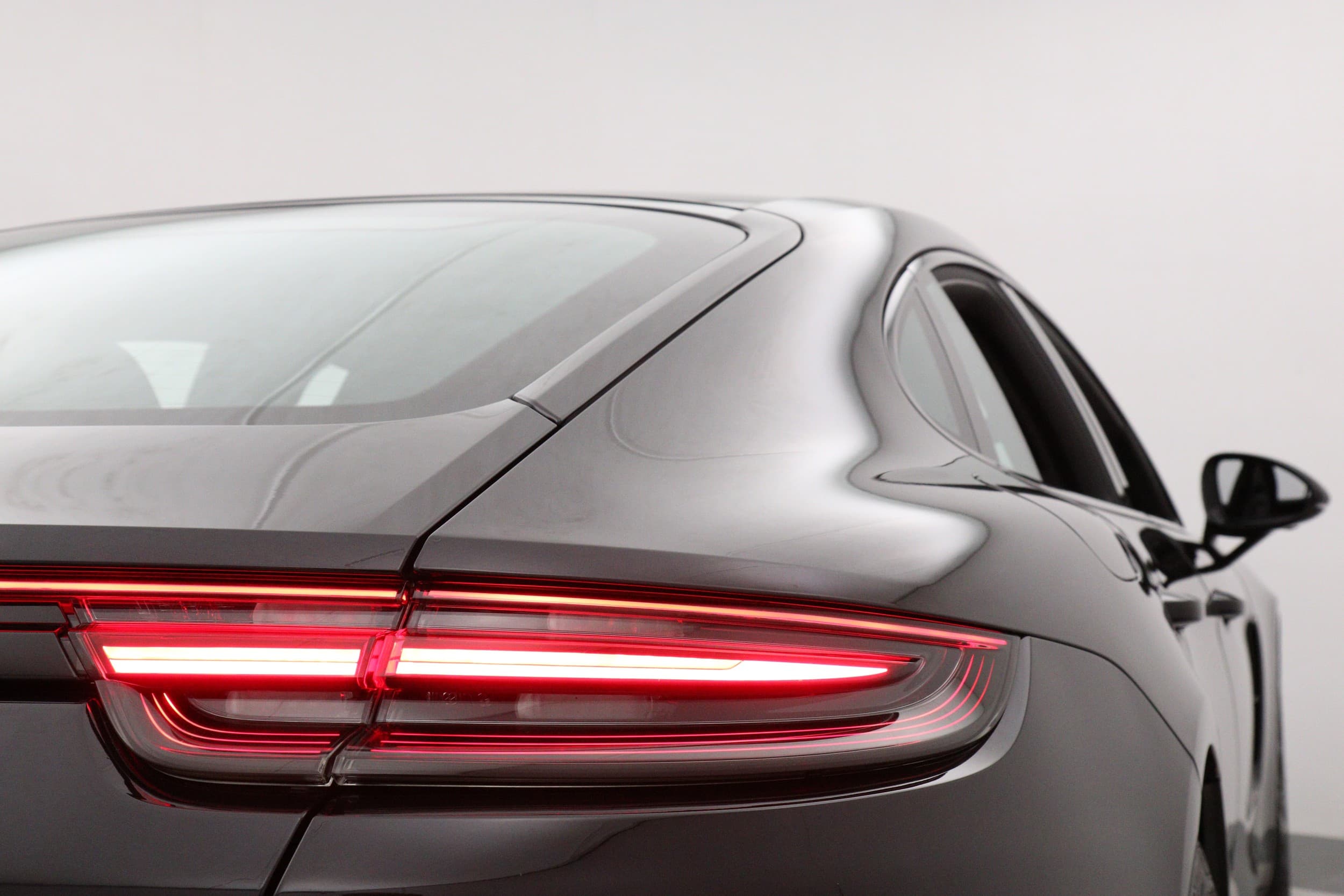 Porsche Panamera 4