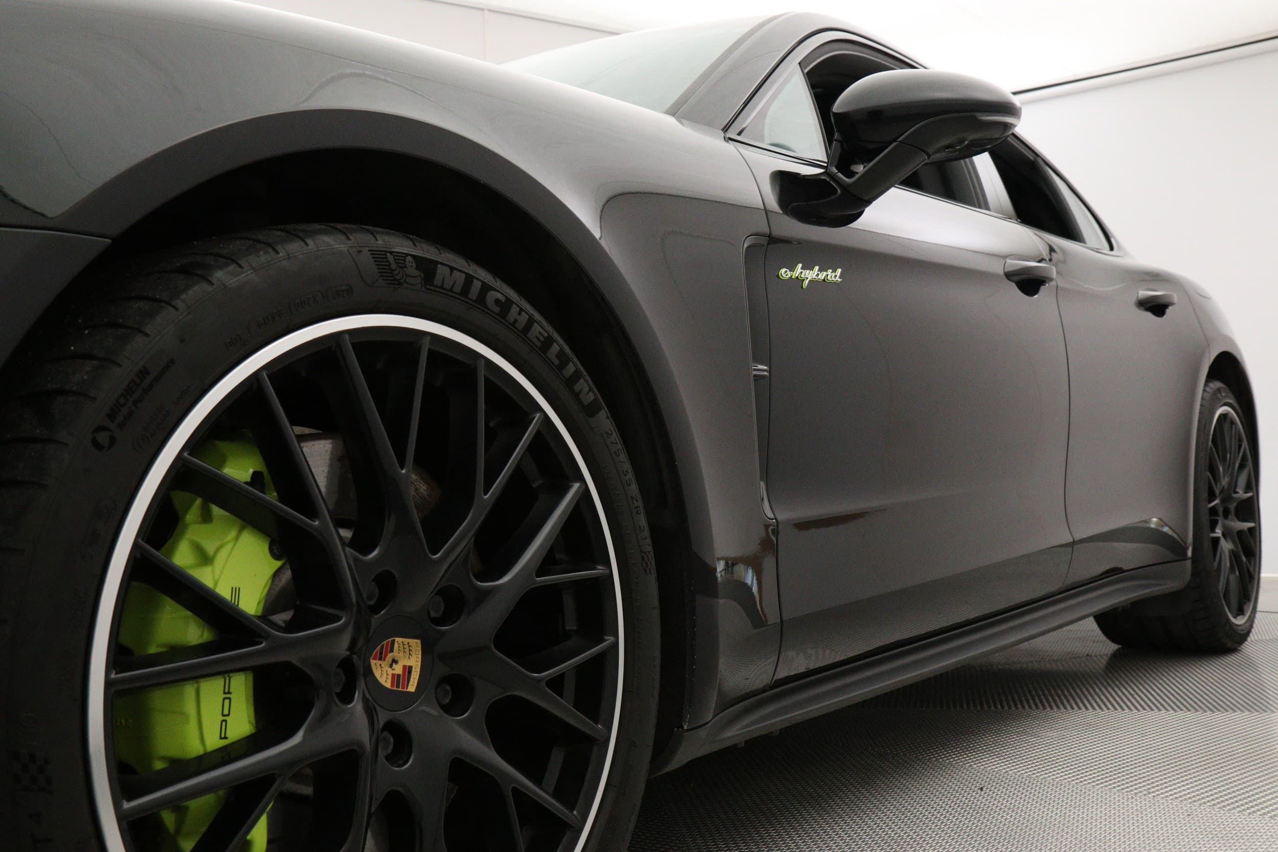 Porsche Panamera 4