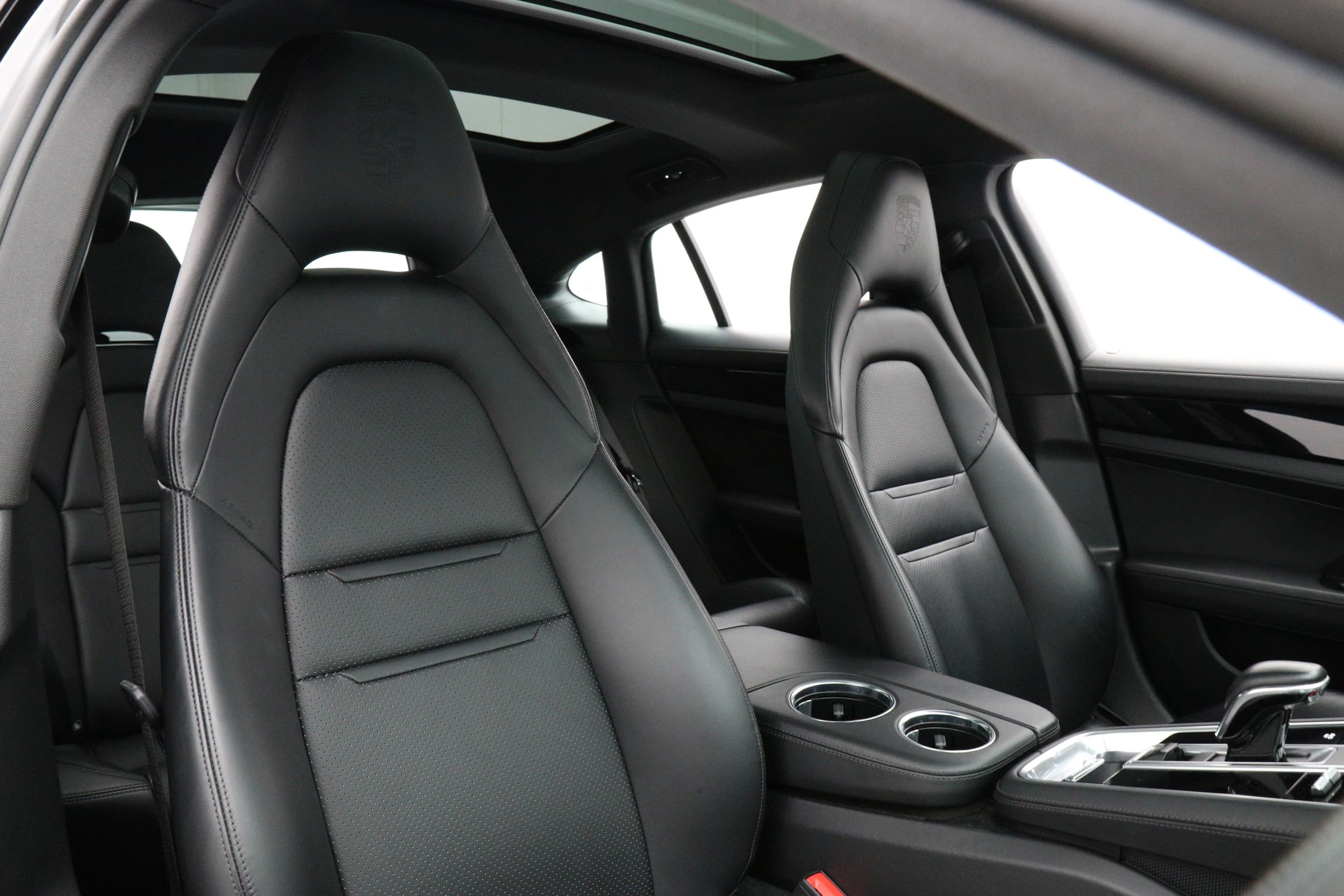 Porsche Panamera 4