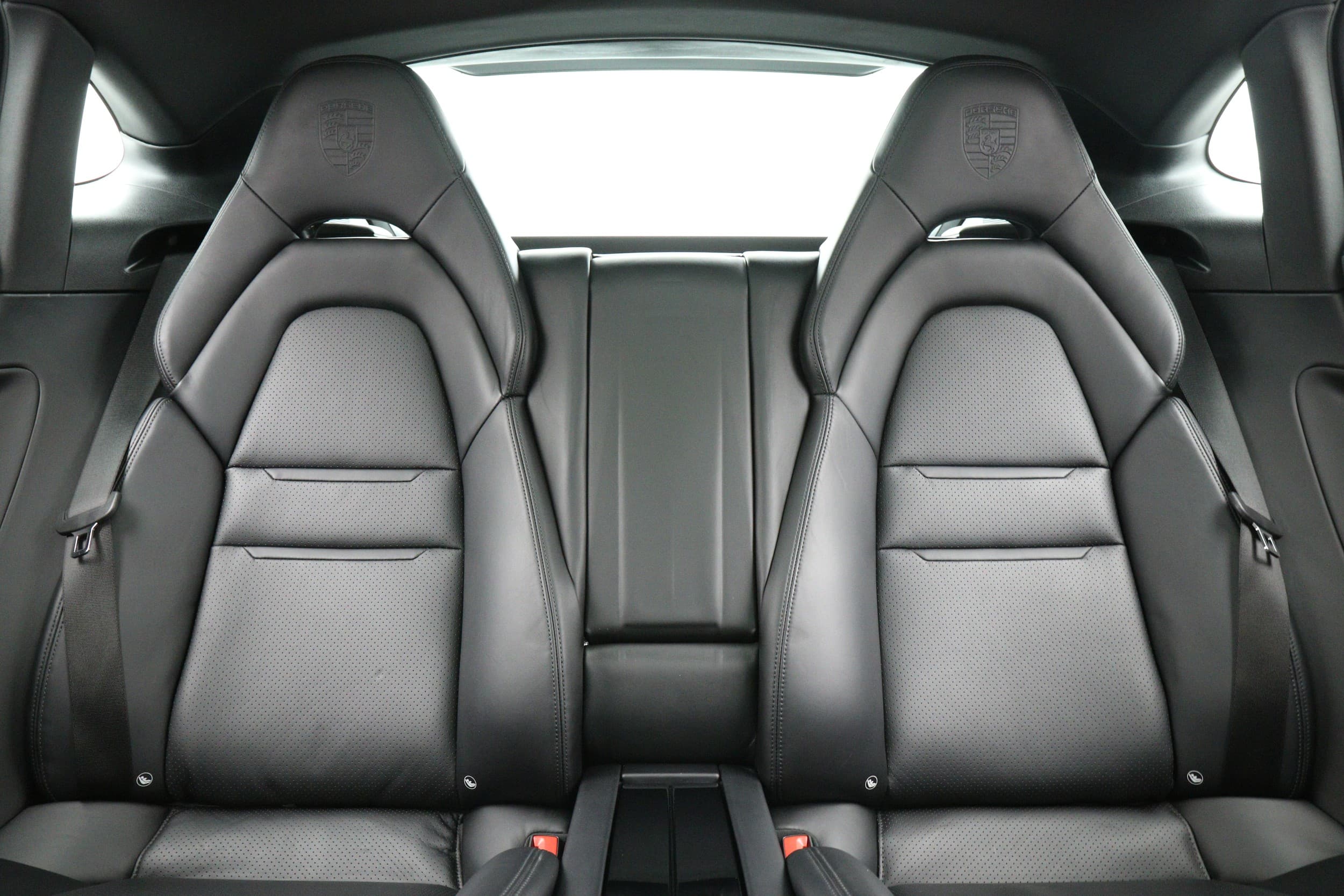 Porsche Panamera 4