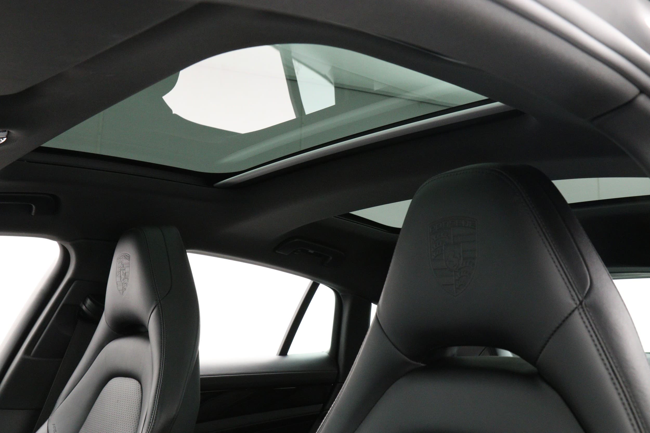 Porsche Panamera 4