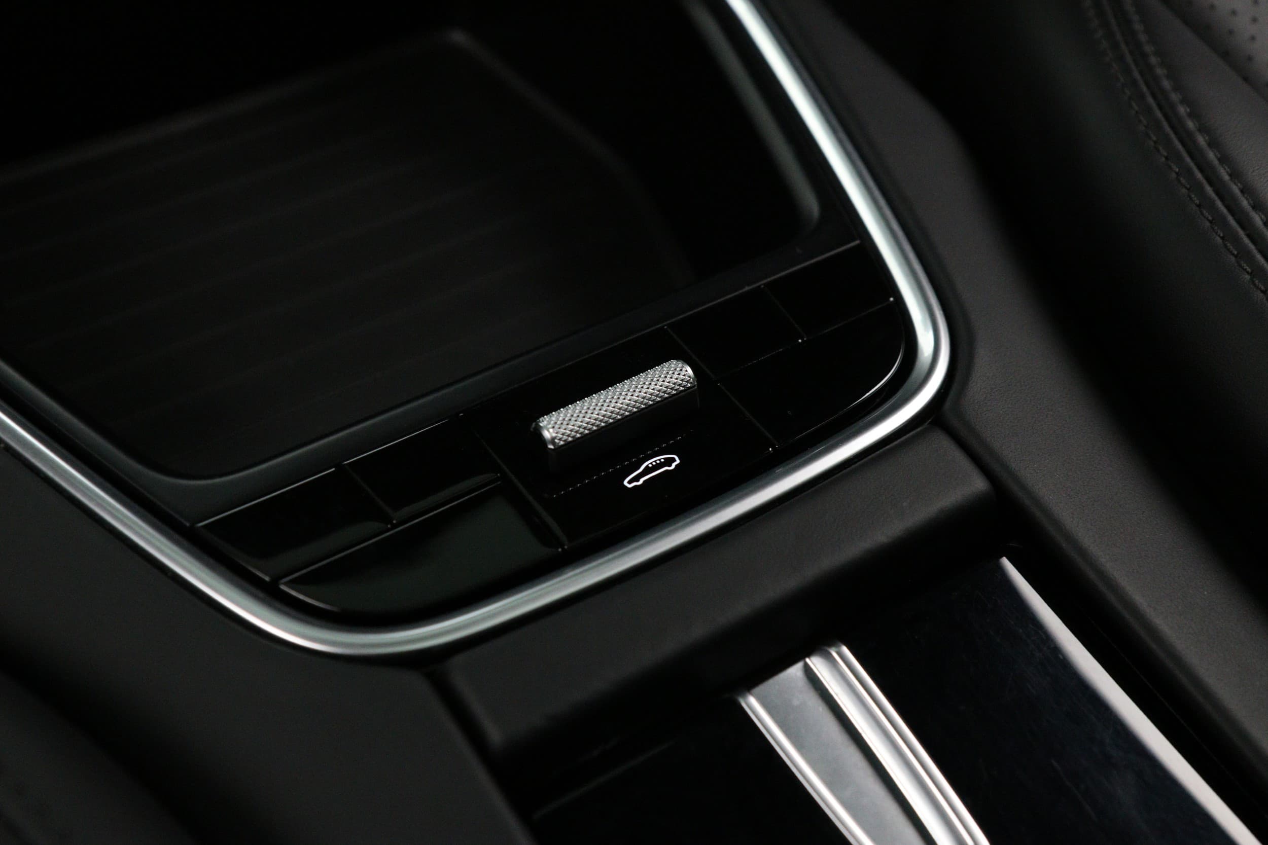 Porsche Panamera 4
