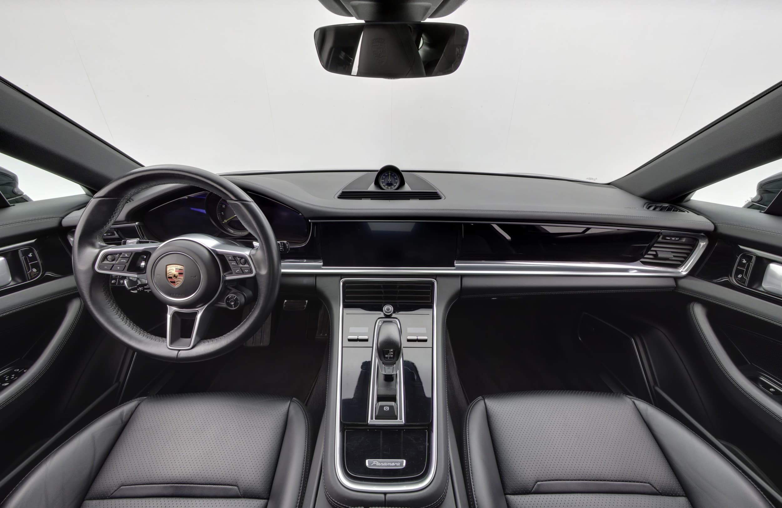 Porsche Panamera 4