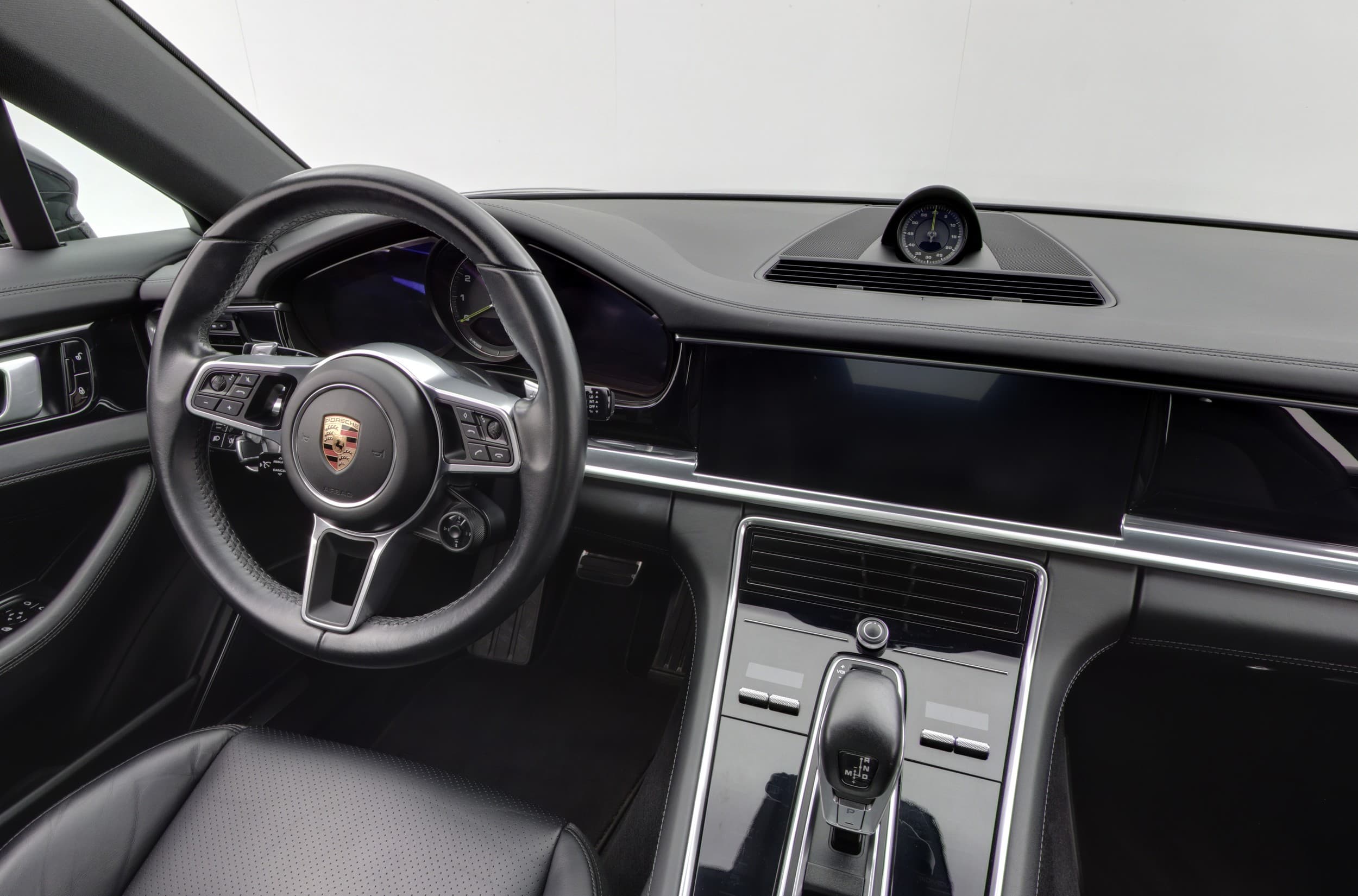 Porsche Panamera 4