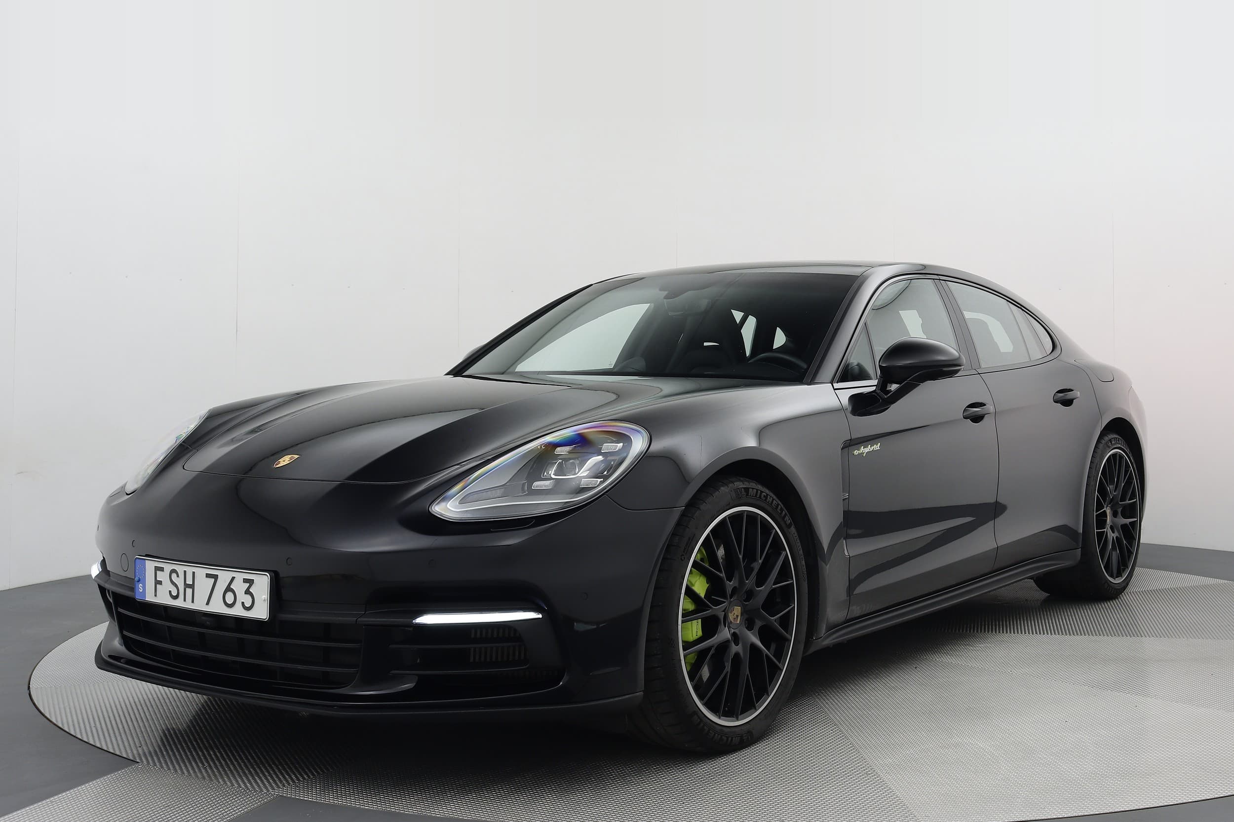 Porsche Panamera 4