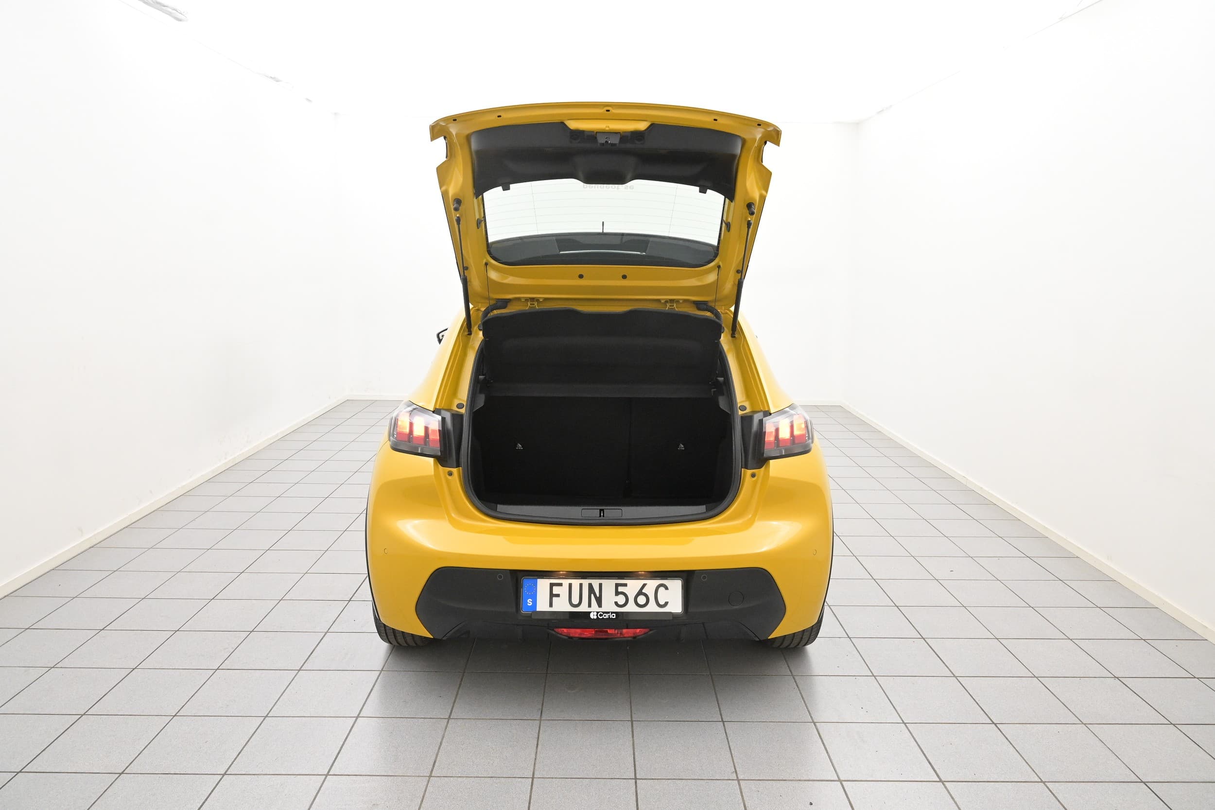 Peugeot e-208