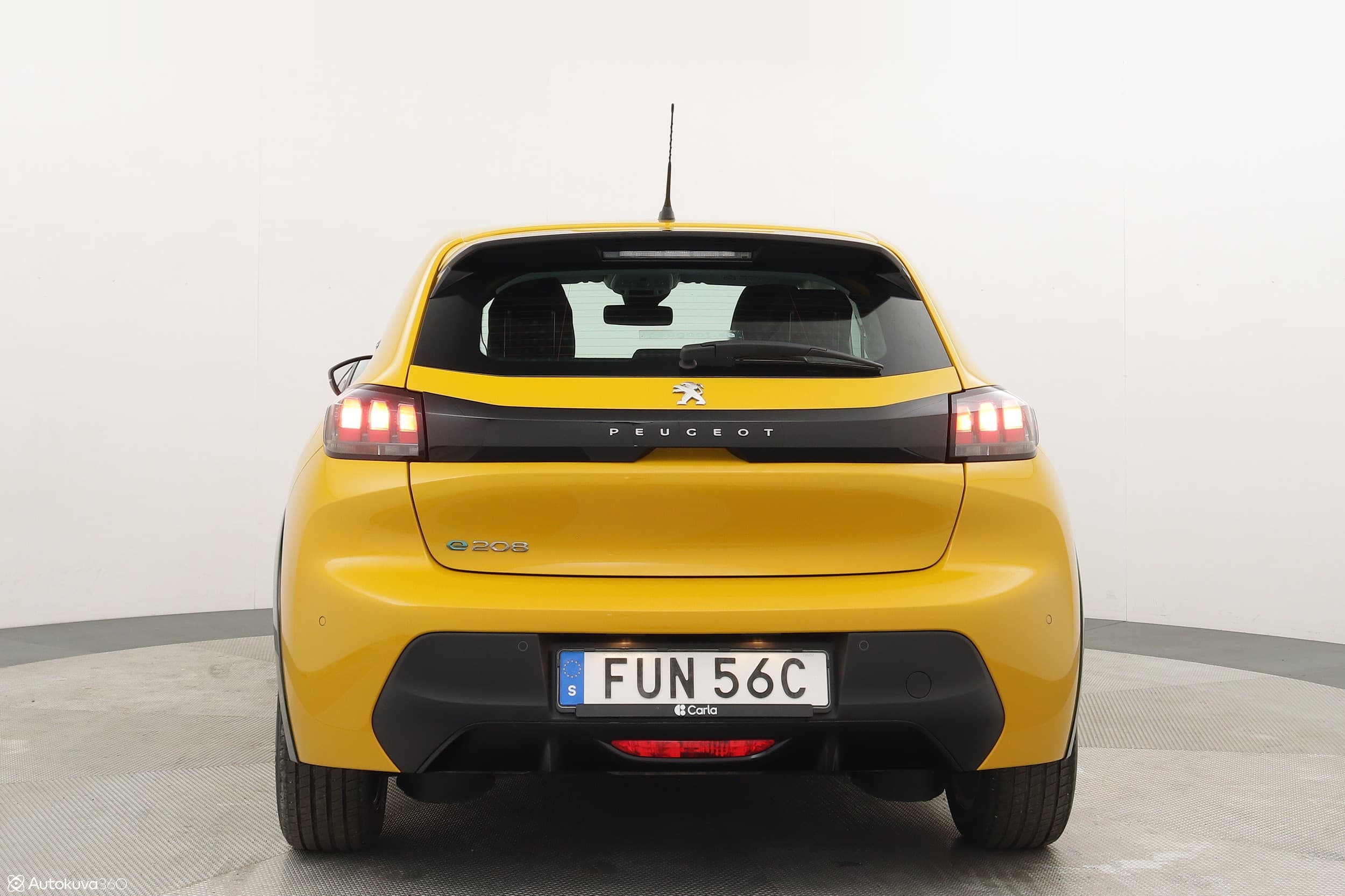 Peugeot e-208