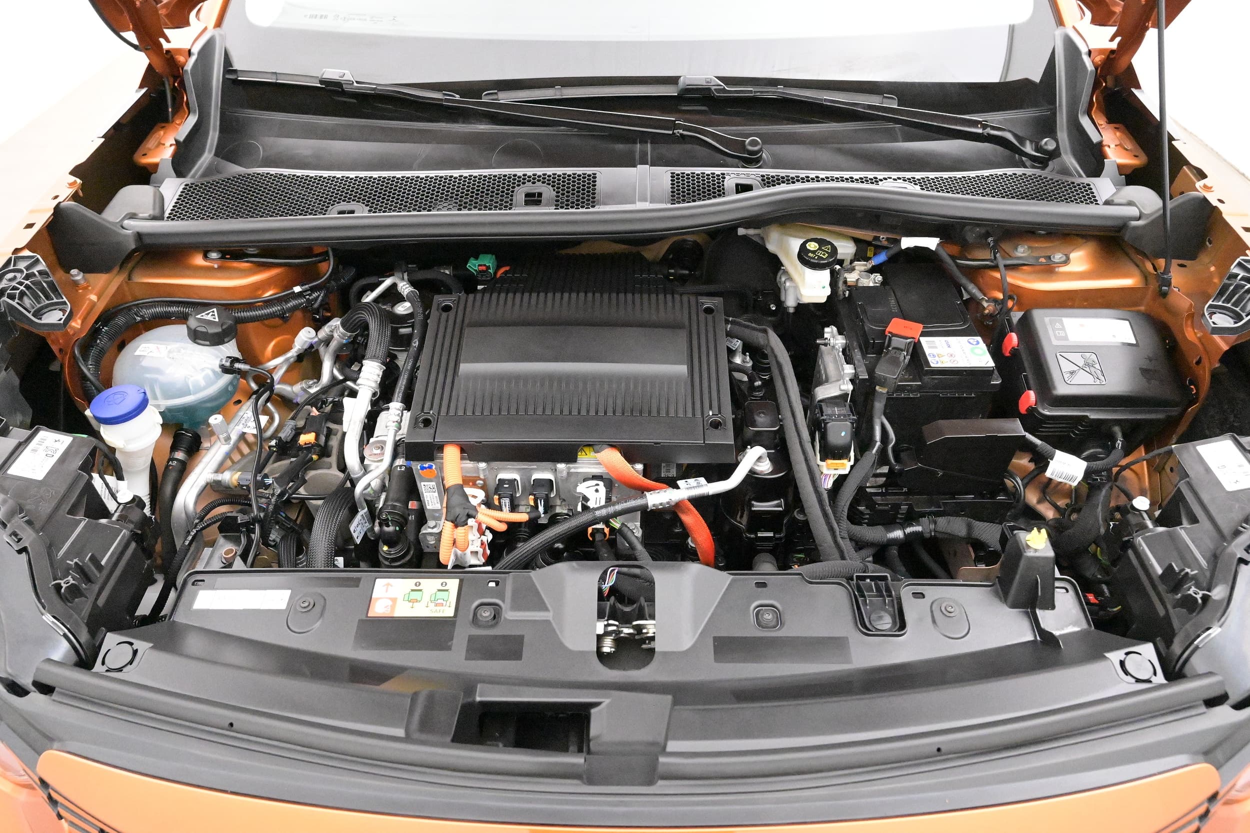 Peugeot e-2008