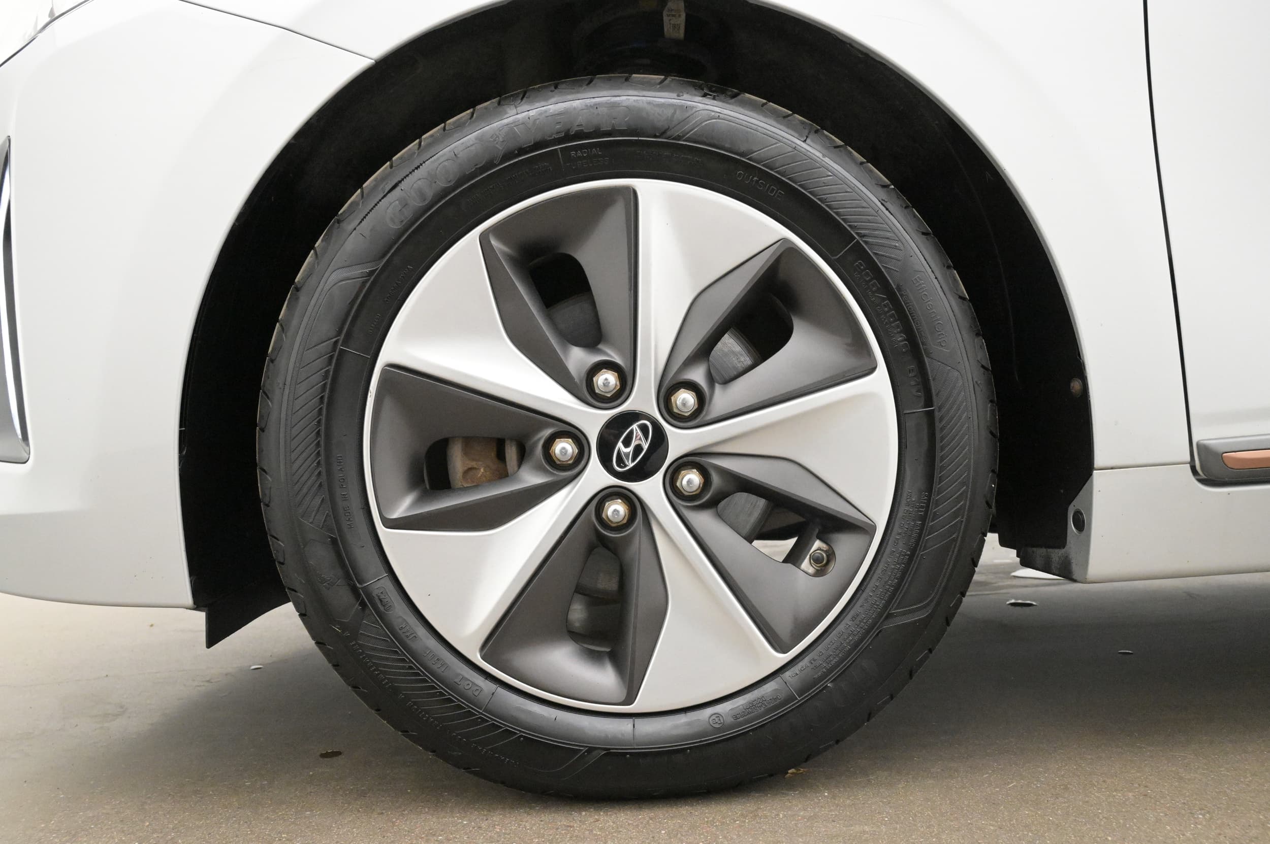 Hyundai Ioniq