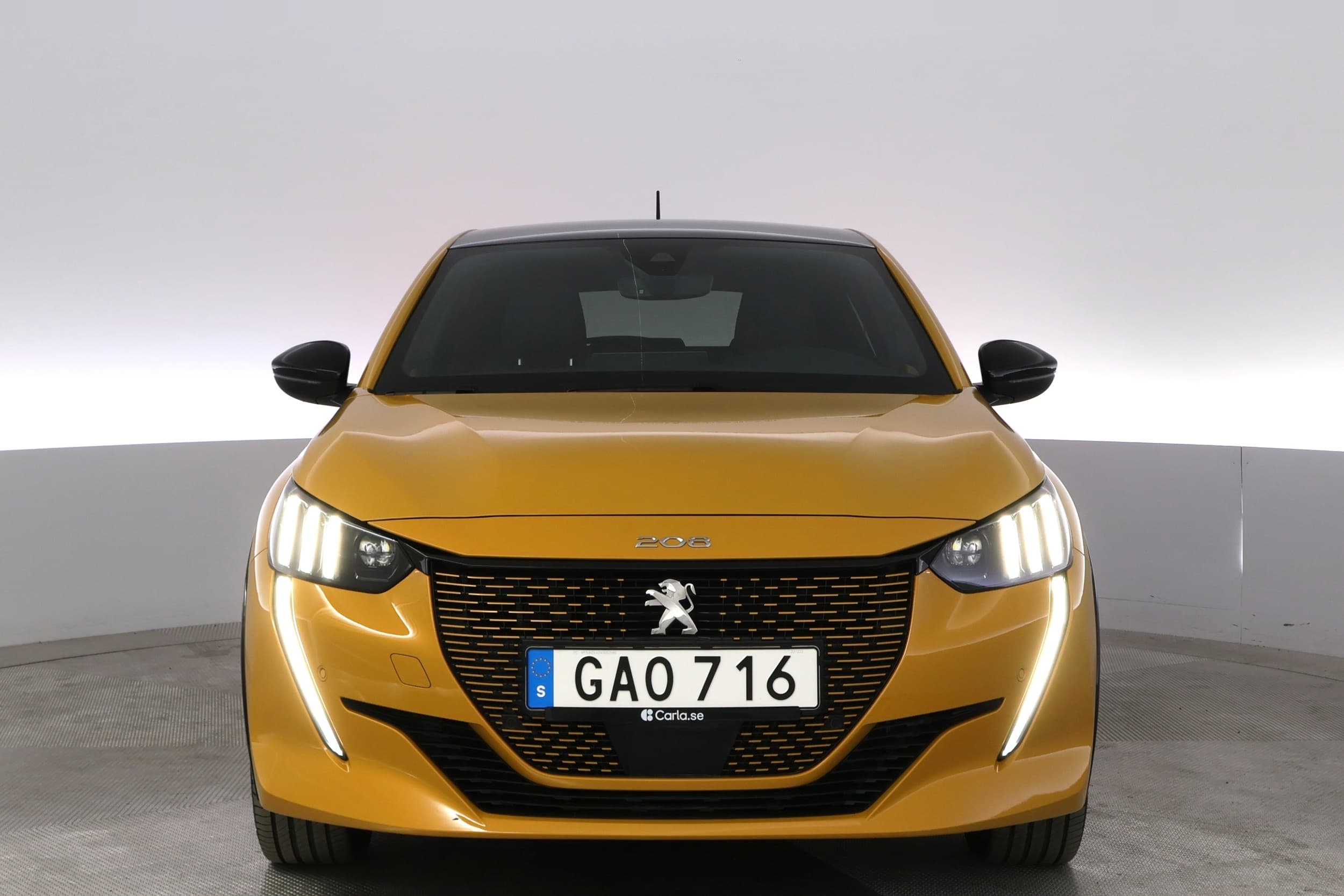 Peugeot e-208