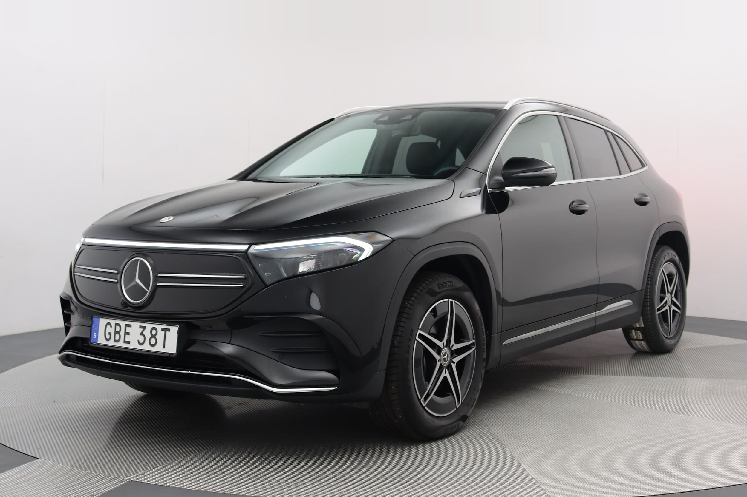 Mercedes-Benz EQA
