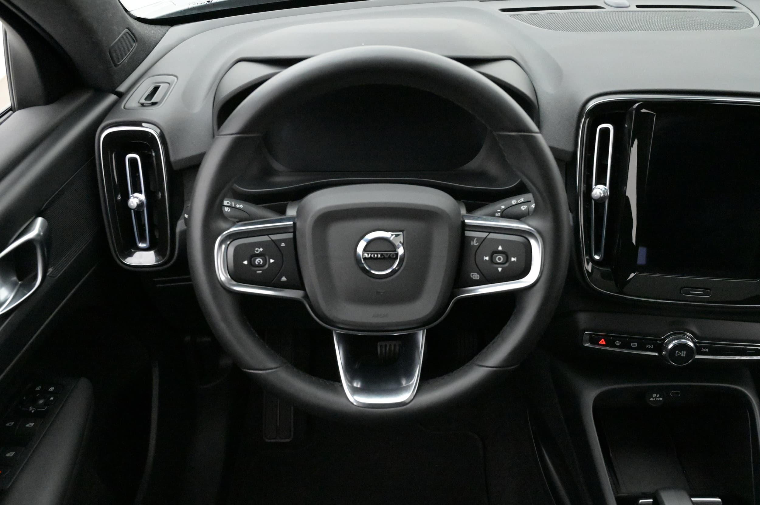 Volvo C40