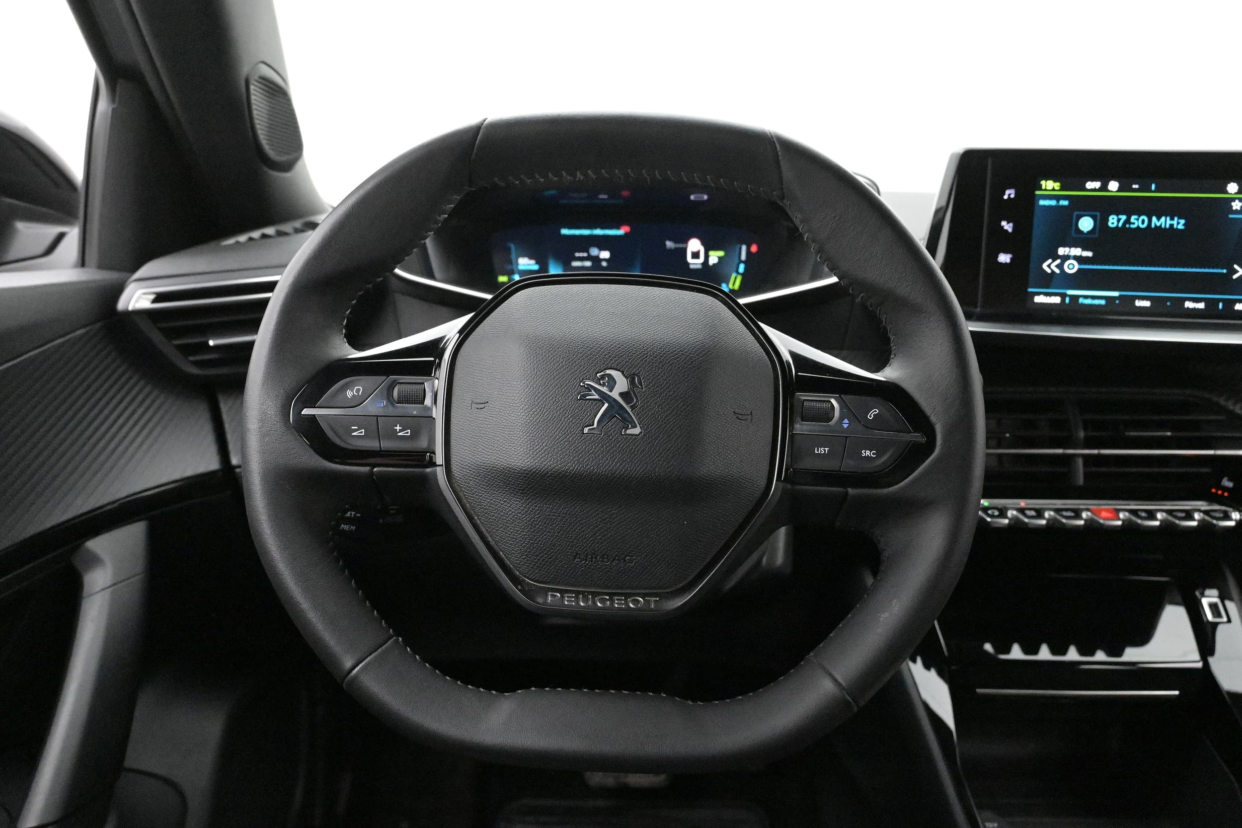 Peugeot e-2008
