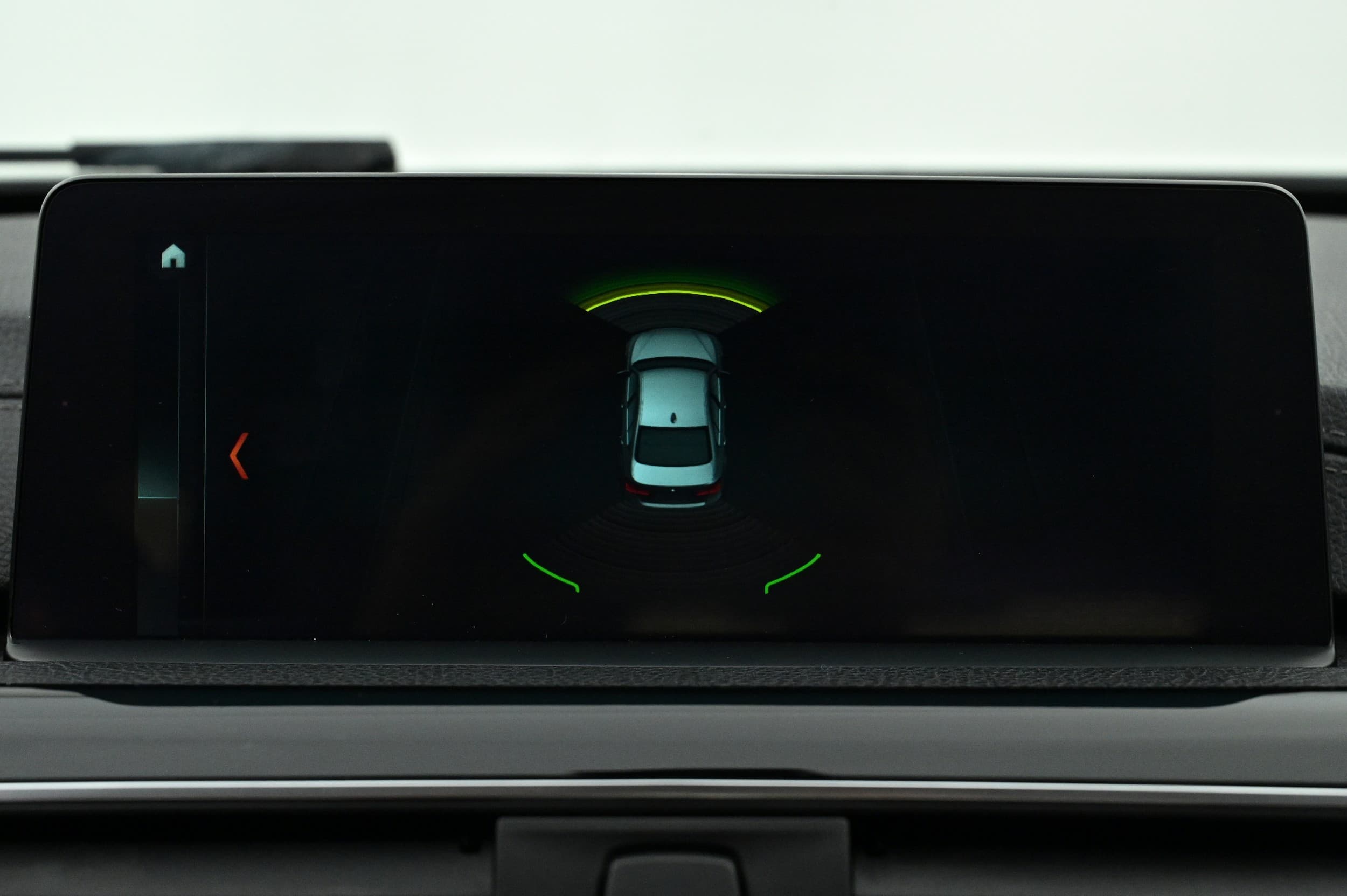BMW 330e