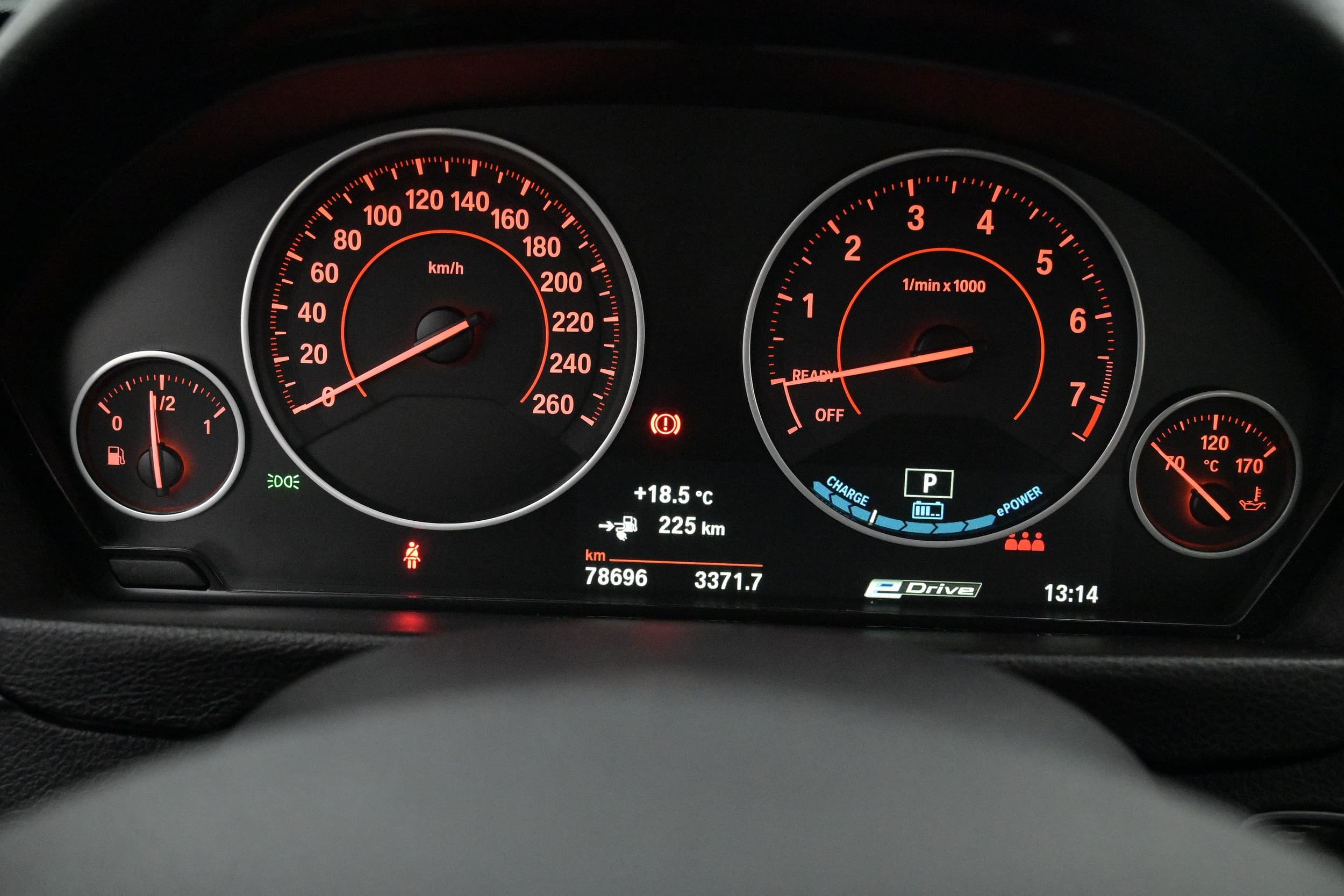 BMW 330e